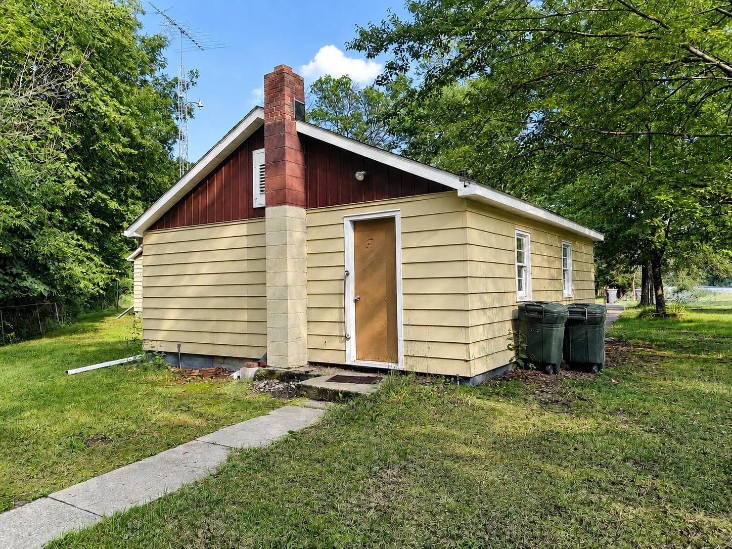 627 WALLACE PLACE, WHITING, Wisconsin 54481, 3 Bedrooms Bedrooms, ,1 BathroomBathrooms,Residential,For Sale,627 WALLACE PLACE,22603978
