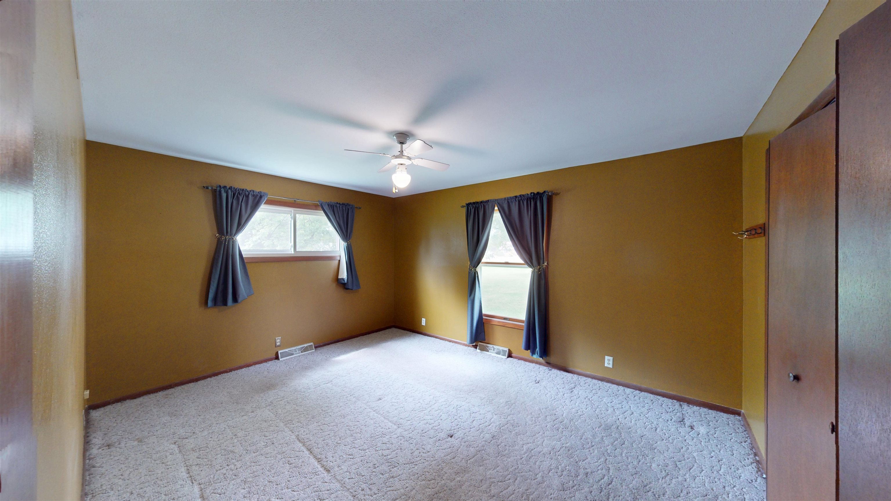 100335 DRAPER ROAD, Dorchester, Wisconsin 54425, 3 Bedrooms Bedrooms, ,2 BathroomsBathrooms,Residential,For Sale,100335 DRAPER ROAD,22603980