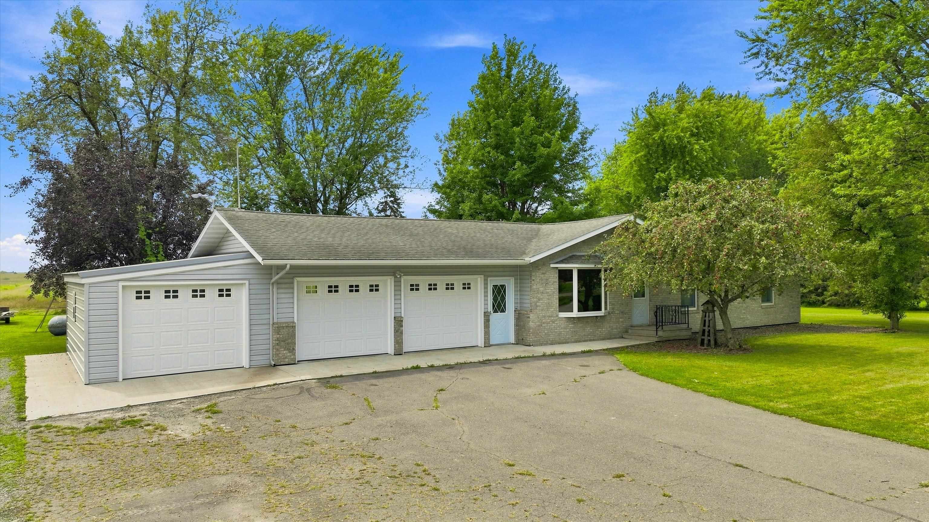 100335 DRAPER ROAD, Dorchester, Wisconsin 54425, 3 Bedrooms Bedrooms, ,2 BathroomsBathrooms,Residential,For Sale,100335 DRAPER ROAD,22603980