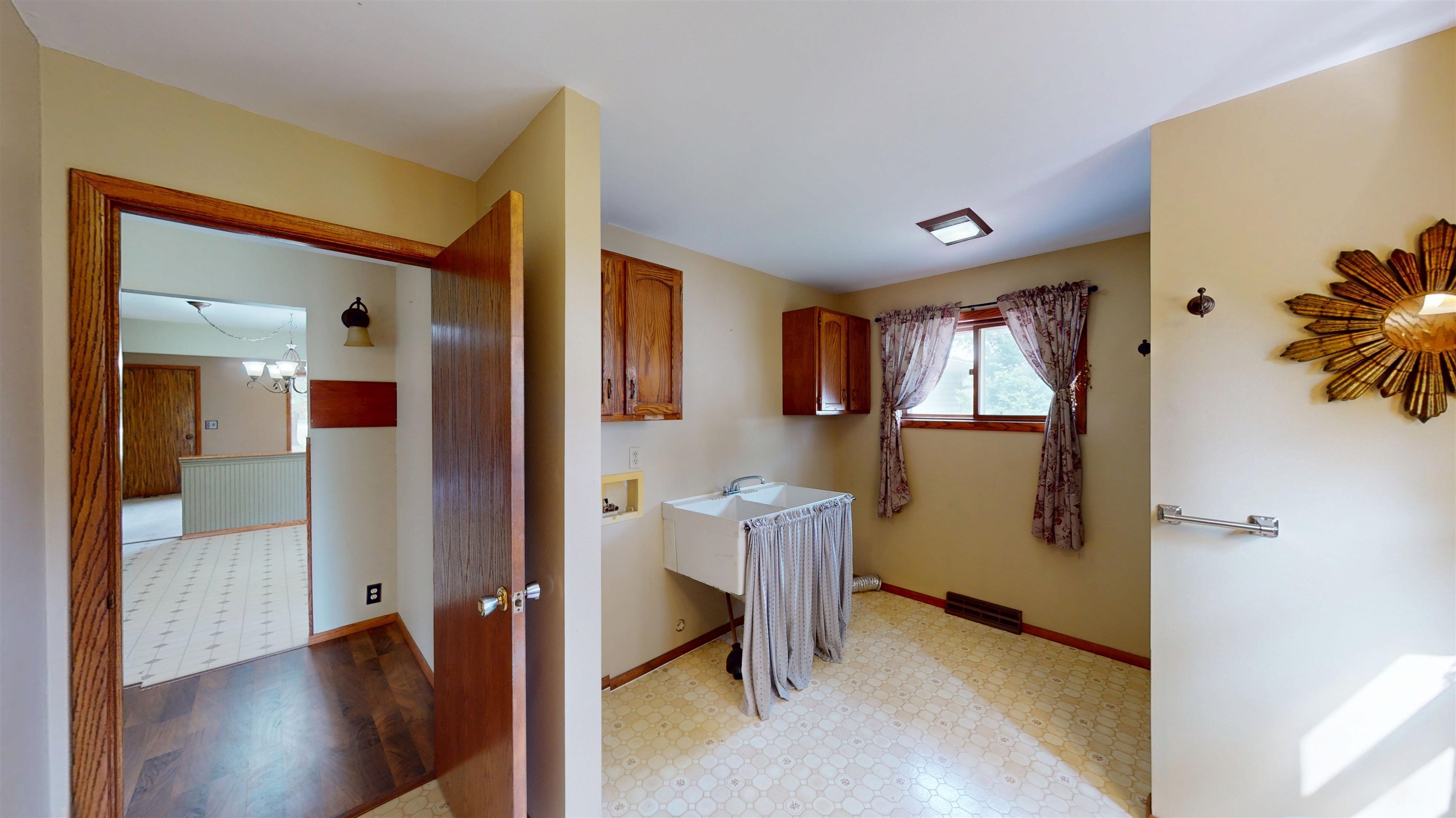 100335 DRAPER ROAD, Dorchester, Wisconsin 54425, 3 Bedrooms Bedrooms, ,2 BathroomsBathrooms,Residential,For Sale,100335 DRAPER ROAD,22603980