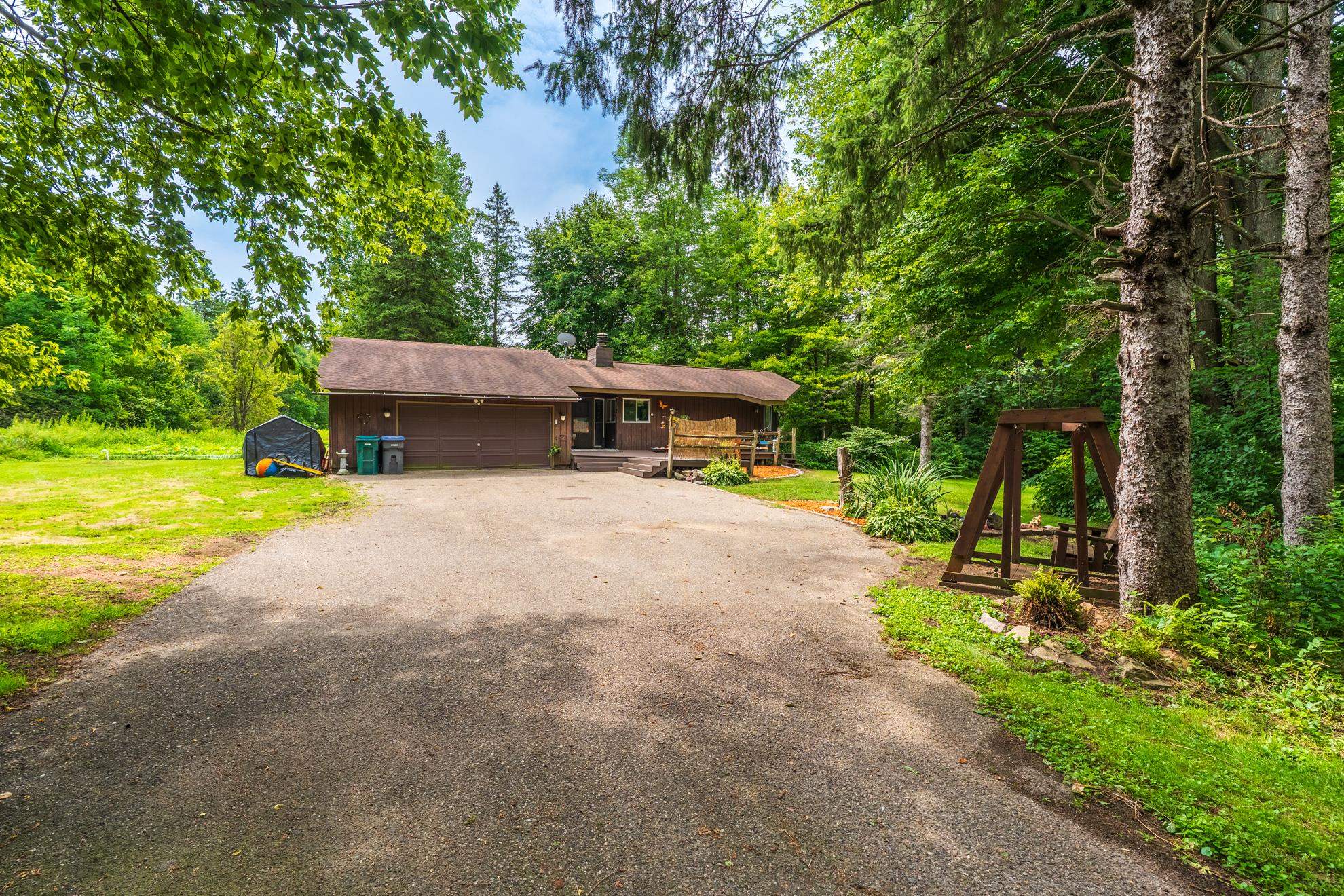 111980 OLD SUGARBUSH LANE, Marshfield, Wisconsin 54449, 5 Bedrooms Bedrooms, ,3 BathroomsBathrooms,Residential,For Sale,111980 OLD SUGARBUSH LANE,22603981