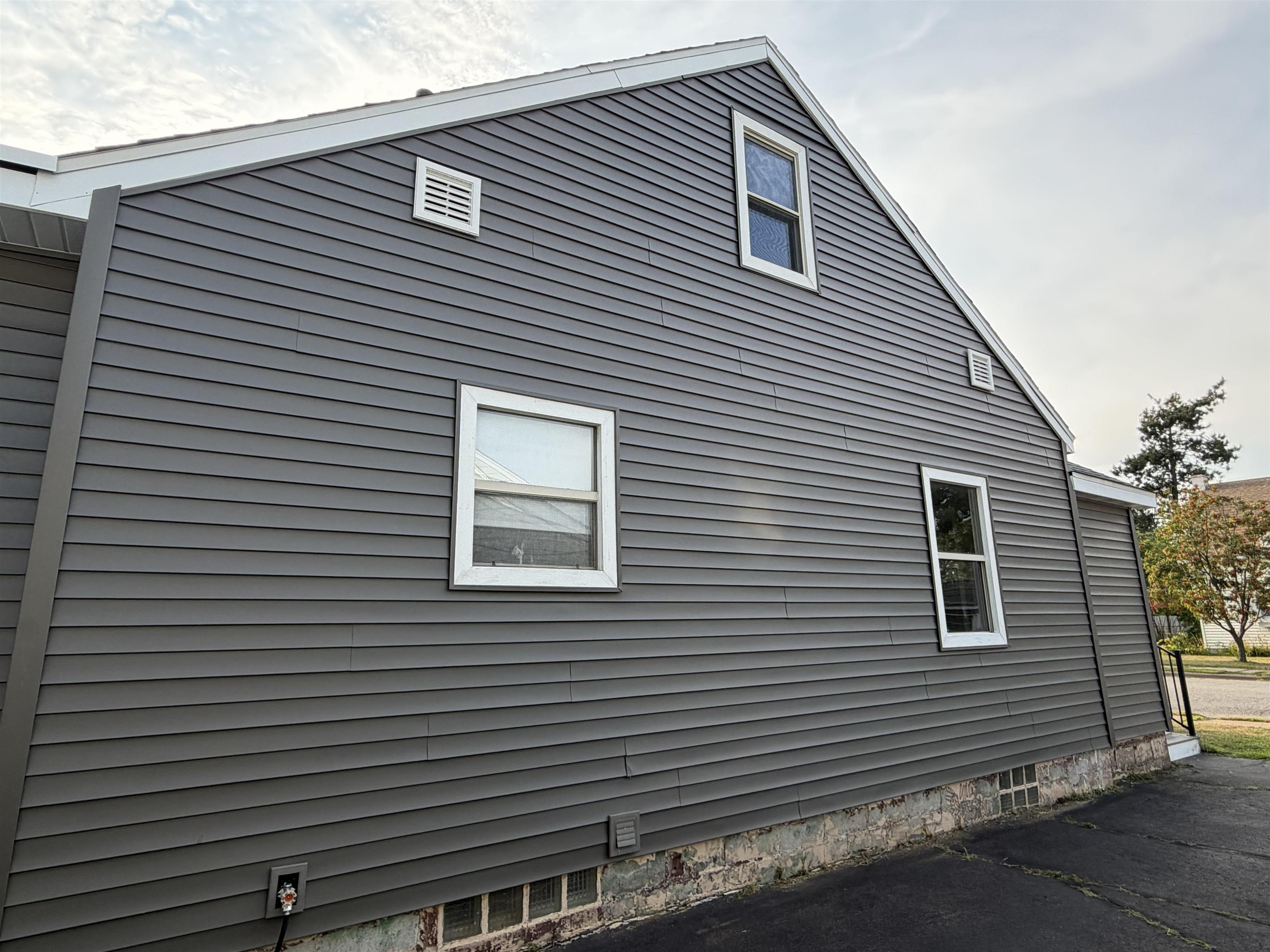 119 KURTH STREET, Schofield, Wisconsin 54476, 4 Bedrooms Bedrooms, ,1 BathroomBathrooms,Residential,For Sale,119 KURTH STREET,22603983