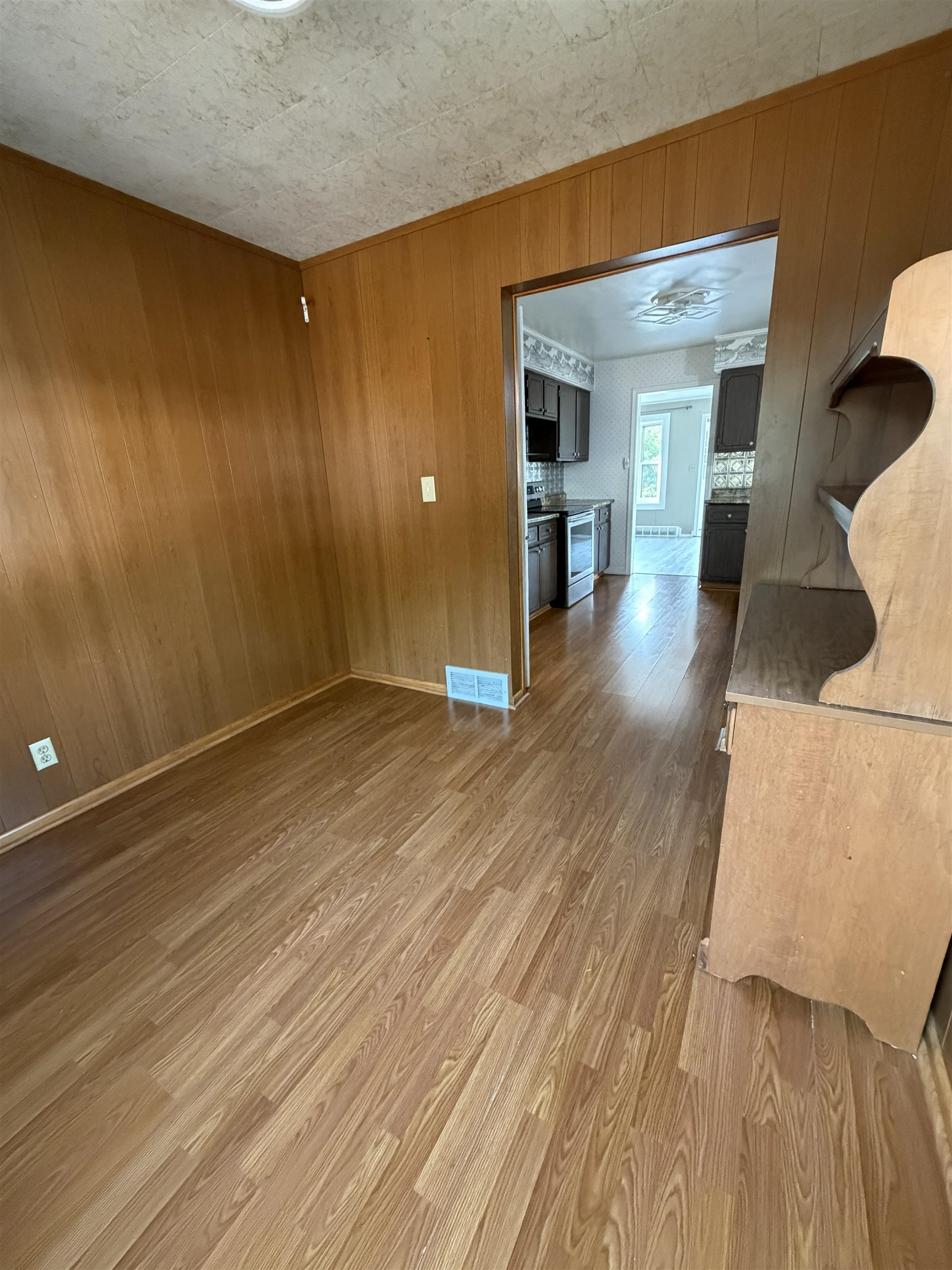 119 KURTH STREET, Schofield, Wisconsin 54476, 4 Bedrooms Bedrooms, ,1 BathroomBathrooms,Residential,For Sale,119 KURTH STREET,22603983
