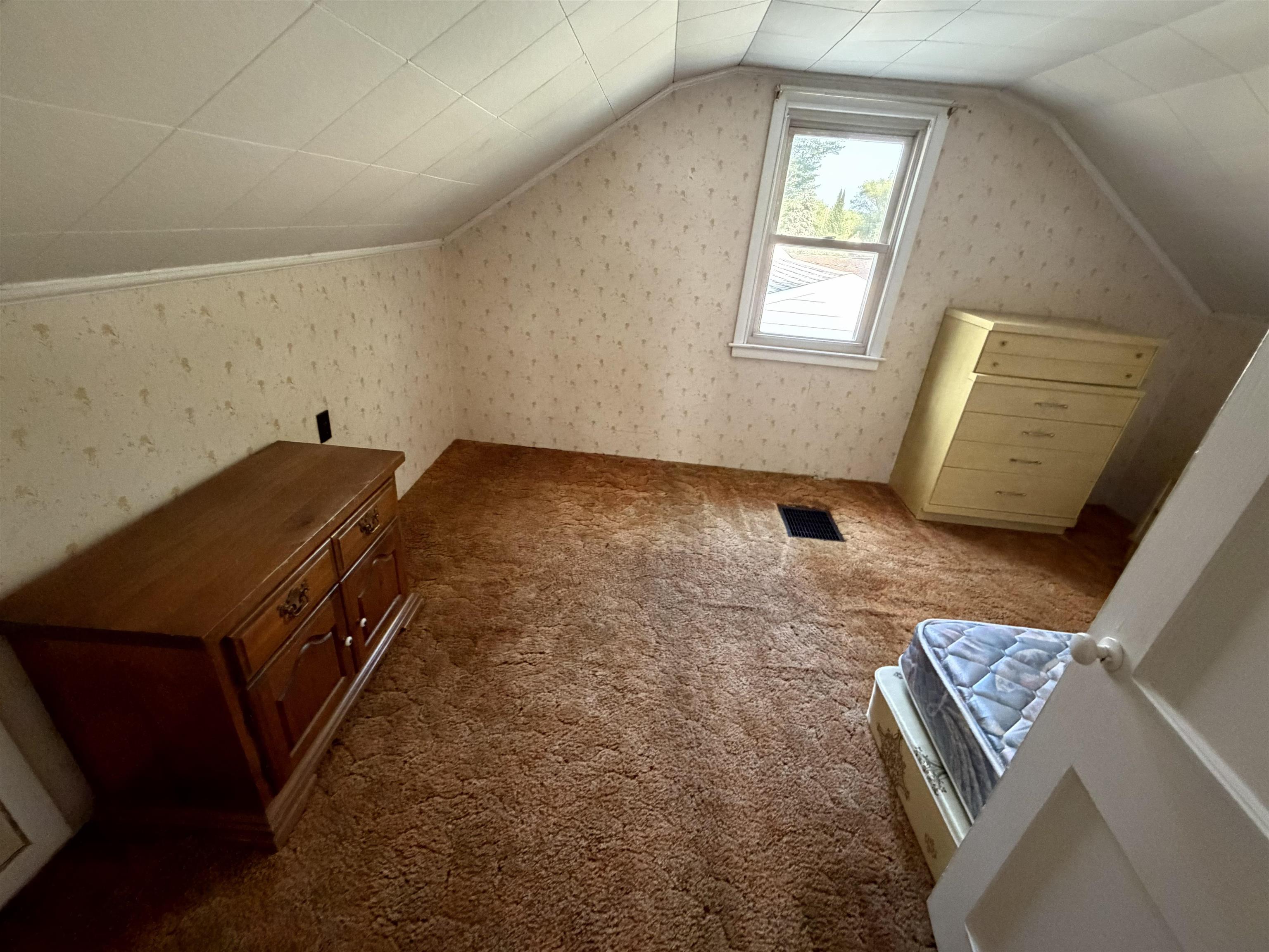 119 KURTH STREET, Schofield, Wisconsin 54476, 4 Bedrooms Bedrooms, ,1 BathroomBathrooms,Residential,For Sale,119 KURTH STREET,22603983