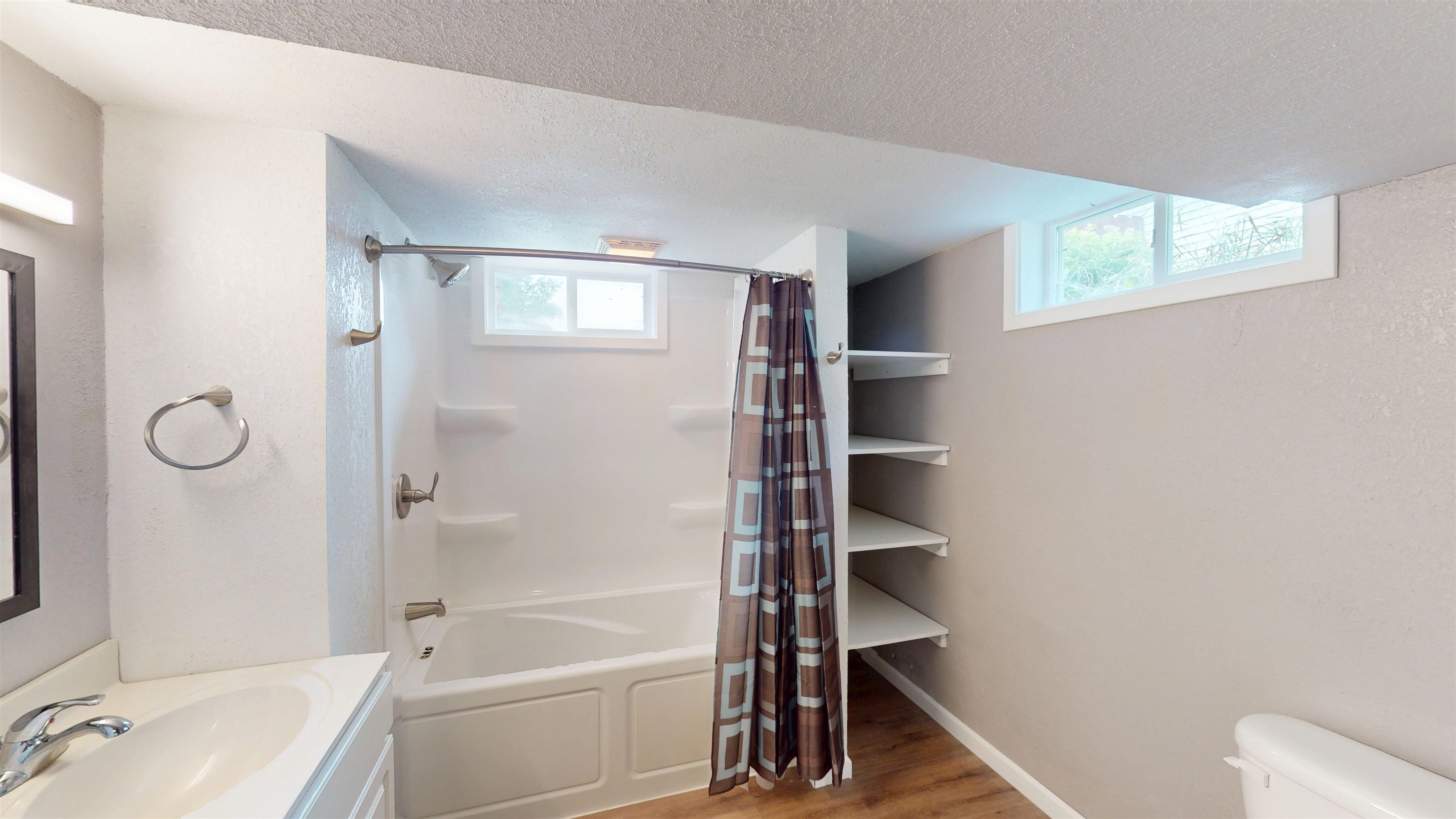 112 E 17TH STREET, Marshfield, Wisconsin 54449, 2 Bedrooms Bedrooms, ,2 BathroomsBathrooms,Residential,For Sale,112 E 17TH STREET,22603985