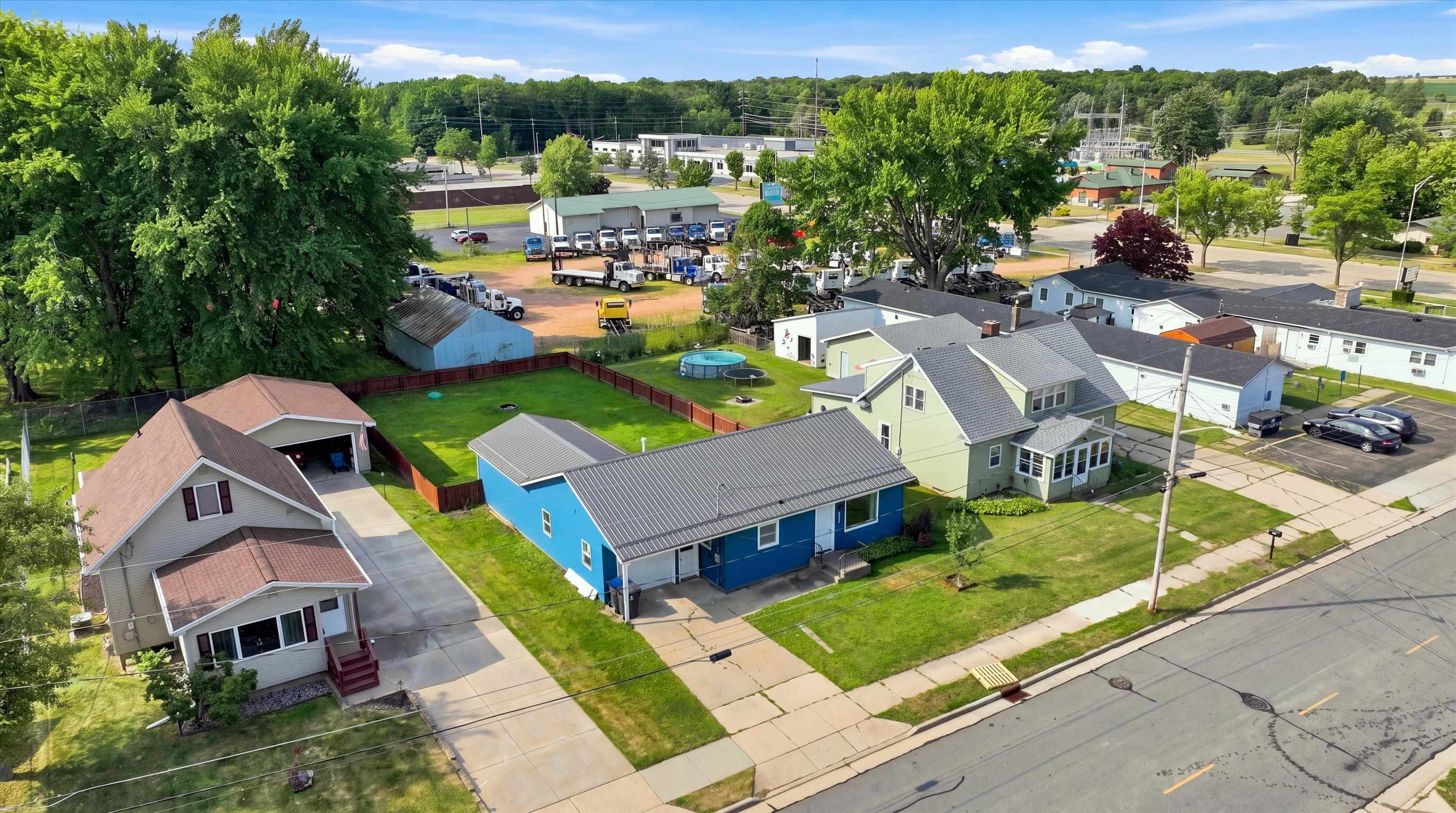 112 E 17TH STREET, Marshfield, Wisconsin 54449, 2 Bedrooms Bedrooms, ,2 BathroomsBathrooms,Residential,For Sale,112 E 17TH STREET,22603985