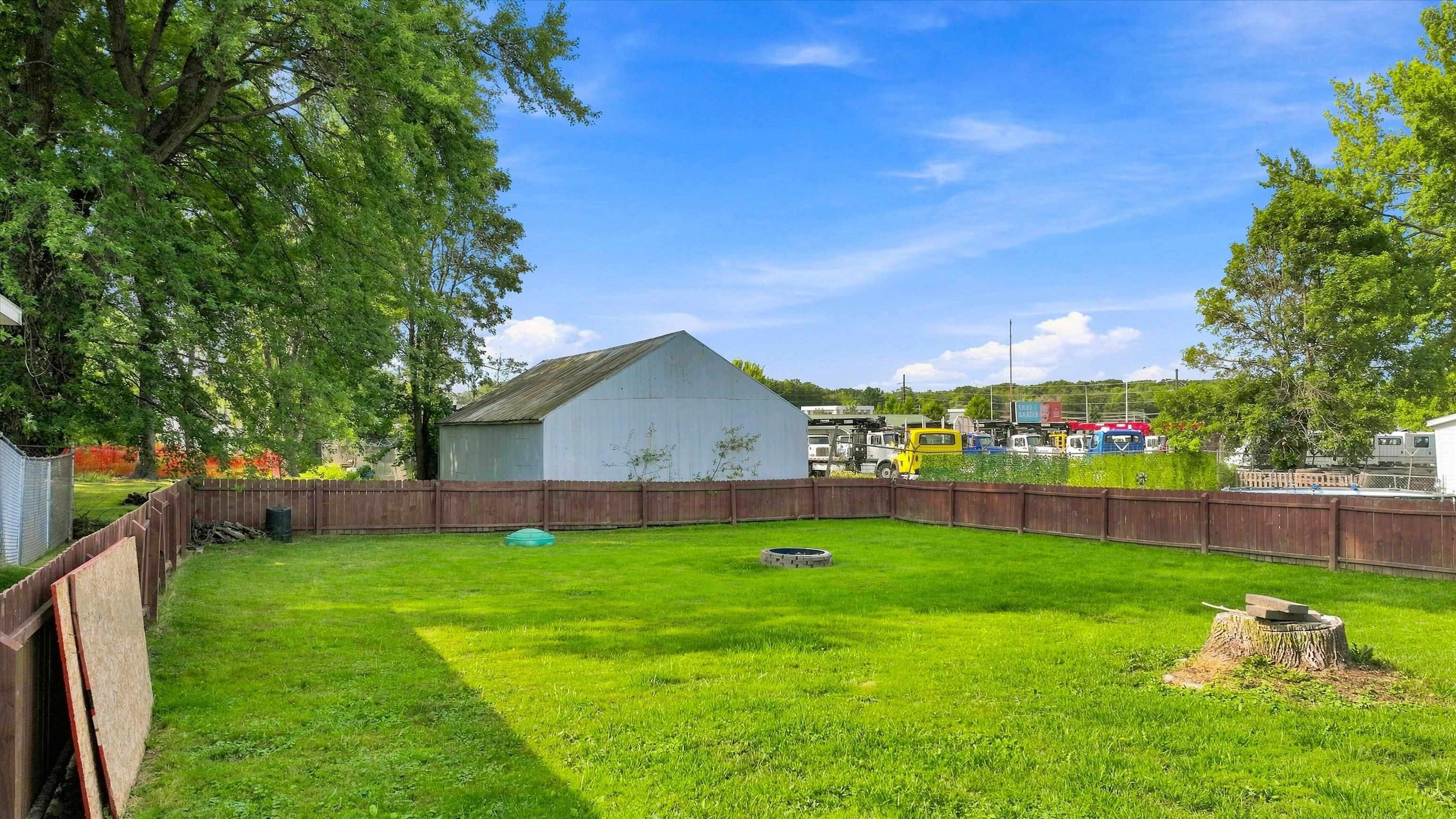 112 E 17TH STREET, Marshfield, Wisconsin 54449, 2 Bedrooms Bedrooms, ,2 BathroomsBathrooms,Residential,For Sale,112 E 17TH STREET,22603985