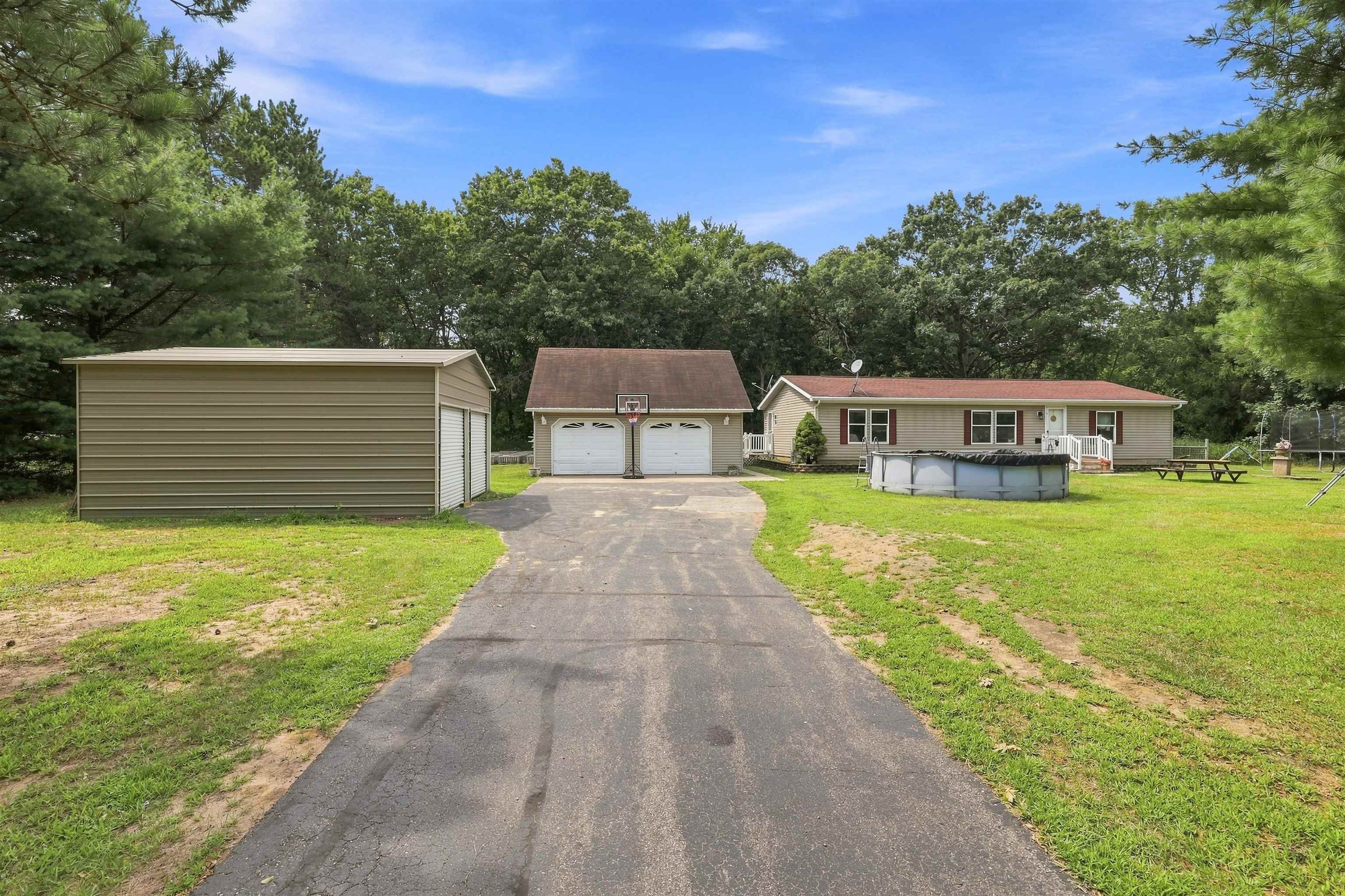N2729 S HILL LANE, Redgranite, Wisconsin 54970, 3 Bedrooms Bedrooms, ,2 BathroomsBathrooms,Residential,For Sale,N2729 S HILL LANE,22603986