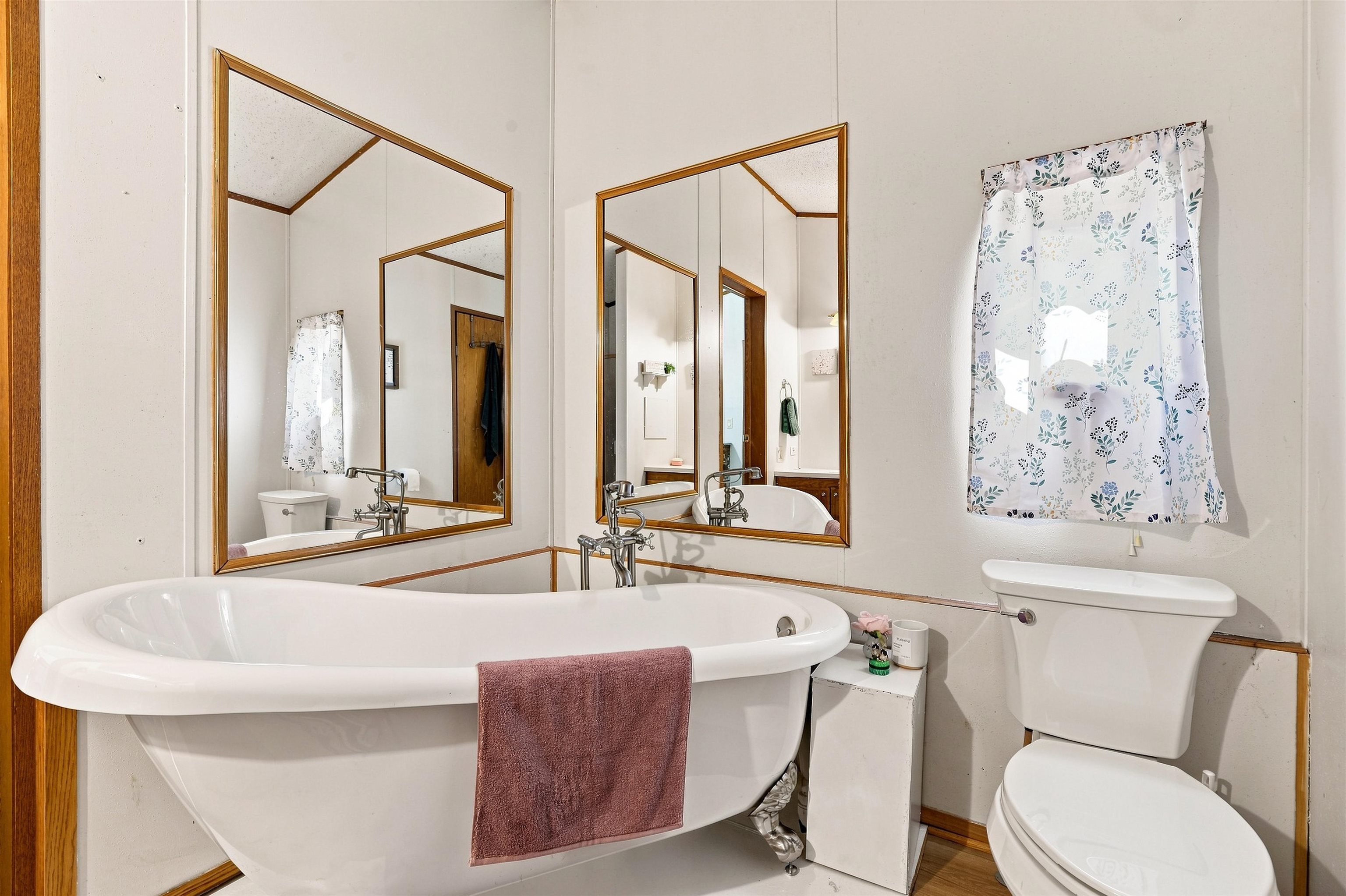 N2729 S HILL LANE, Redgranite, Wisconsin 54970, 3 Bedrooms Bedrooms, ,2 BathroomsBathrooms,Residential,For Sale,N2729 S HILL LANE,22603986