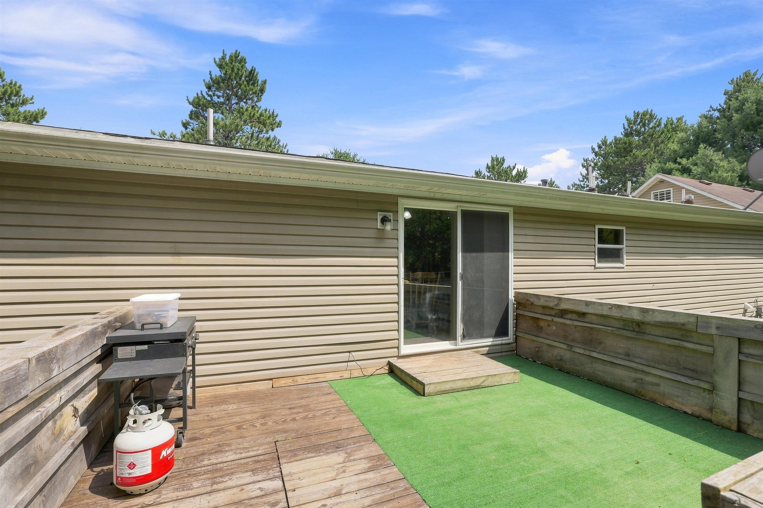 N2729 S HILL LANE, Redgranite, Wisconsin 54970, 3 Bedrooms Bedrooms, ,2 BathroomsBathrooms,Residential,For Sale,N2729 S HILL LANE,22603986