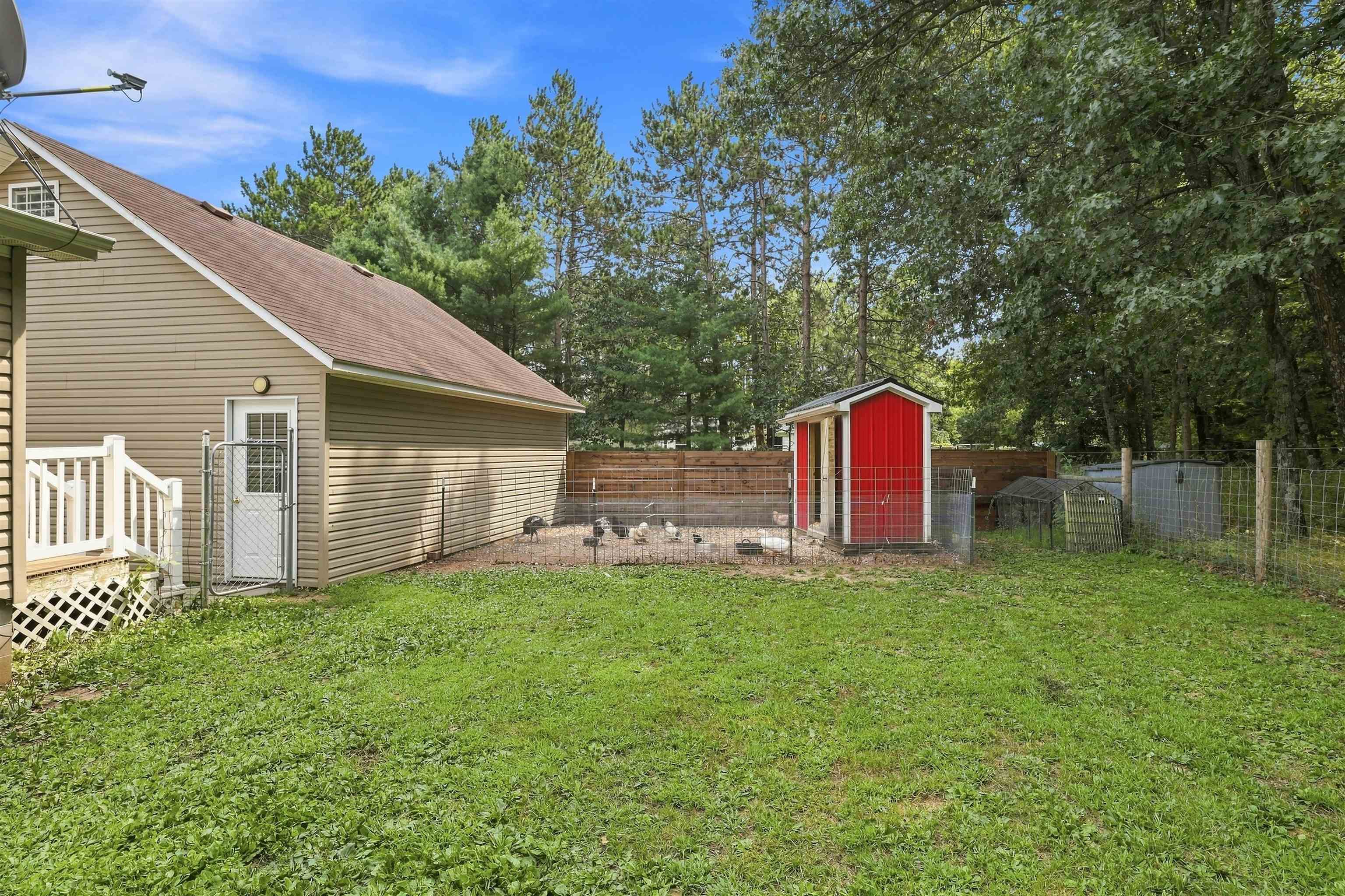 N2729 S HILL LANE, Redgranite, Wisconsin 54970, 3 Bedrooms Bedrooms, ,2 BathroomsBathrooms,Residential,For Sale,N2729 S HILL LANE,22603986