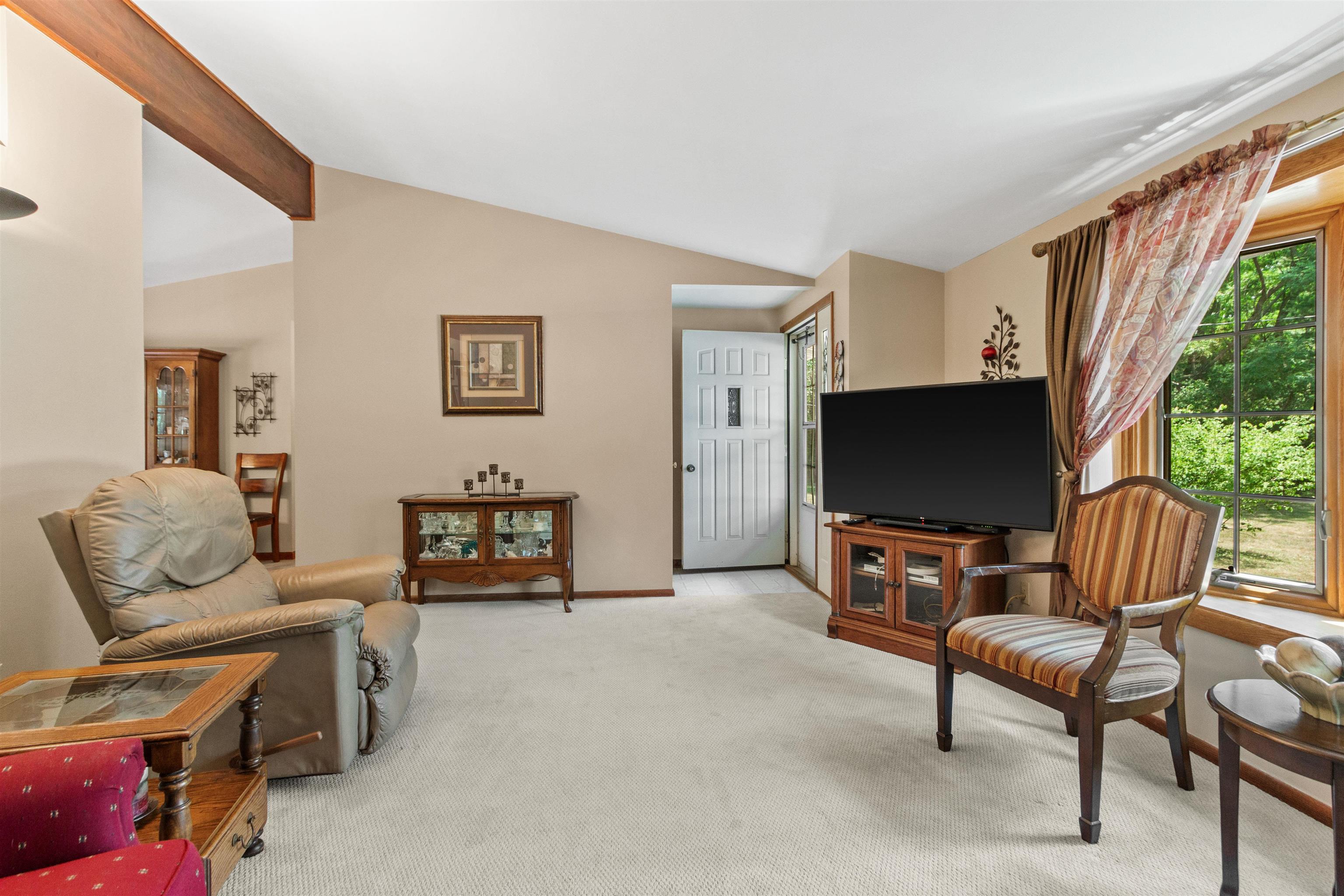 8206 LAKEVIEW DRIVE, Wisconsin Rapids, Wisconsin 54494, 3 Bedrooms Bedrooms, ,1 BathroomBathrooms,Residential,For Sale,8206 LAKEVIEW DRIVE,22603987