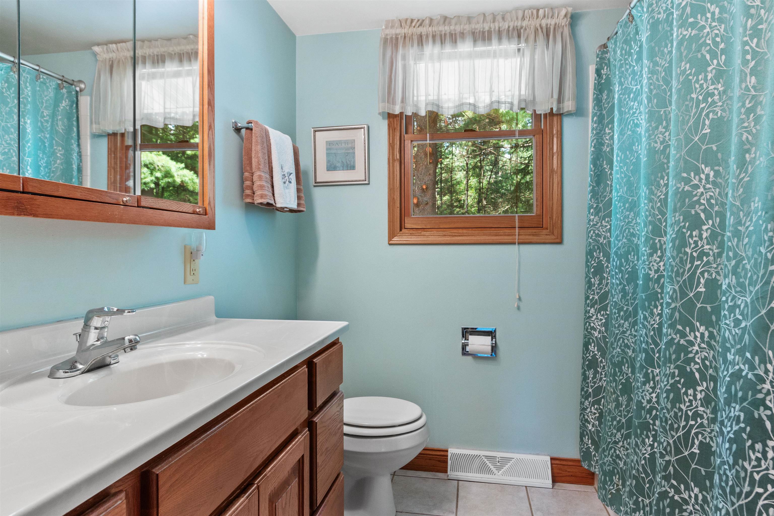 8206 LAKEVIEW DRIVE, Wisconsin Rapids, Wisconsin 54494, 3 Bedrooms Bedrooms, ,1 BathroomBathrooms,Residential,For Sale,8206 LAKEVIEW DRIVE,22603987