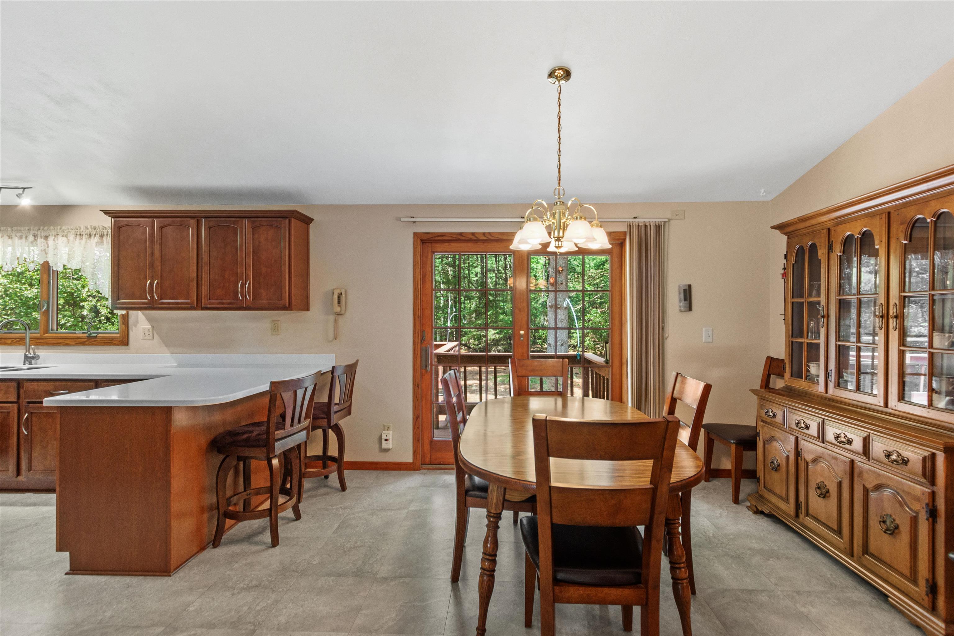 8206 LAKEVIEW DRIVE, Wisconsin Rapids, Wisconsin 54494, 3 Bedrooms Bedrooms, ,1 BathroomBathrooms,Residential,For Sale,8206 LAKEVIEW DRIVE,22603987