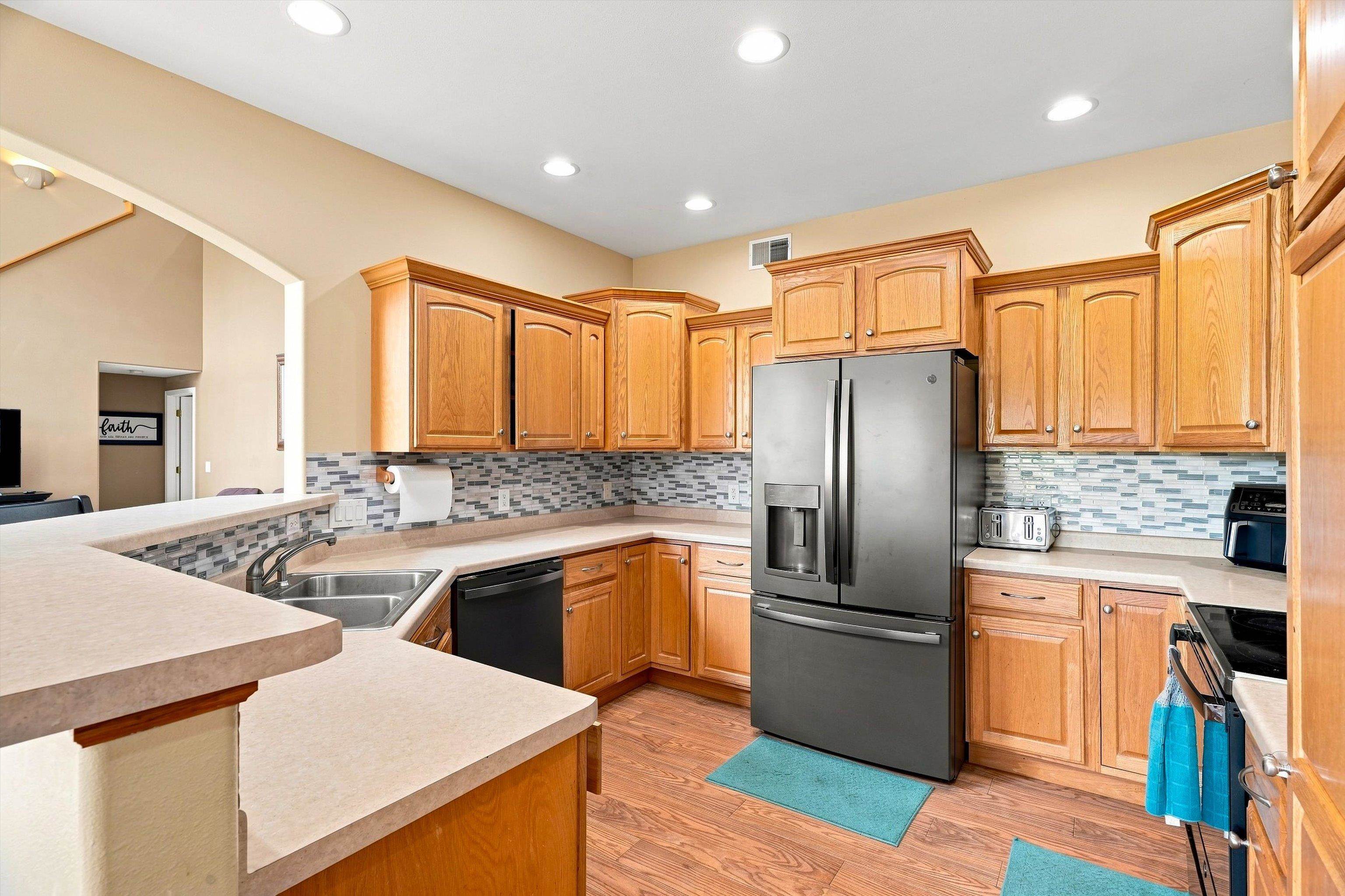 9875 AMBER DRIVE, Marshfield, Wisconsin 54449, 5 Bedrooms Bedrooms, ,3 BathroomsBathrooms,Residential,For Sale,9875 AMBER DRIVE,22603989