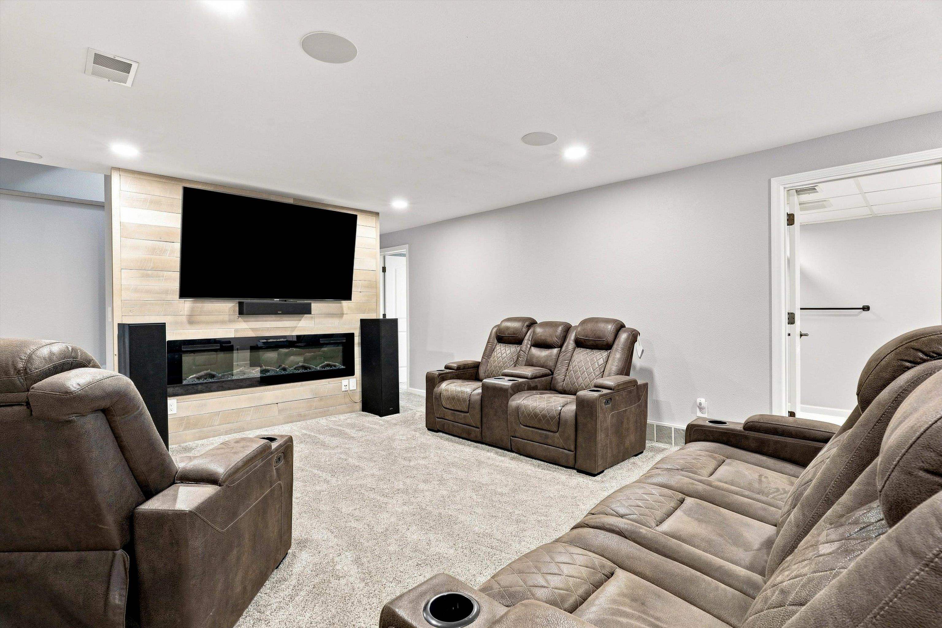 9875 AMBER DRIVE, Marshfield, Wisconsin 54449, 5 Bedrooms Bedrooms, ,3 BathroomsBathrooms,Residential,For Sale,9875 AMBER DRIVE,22603989