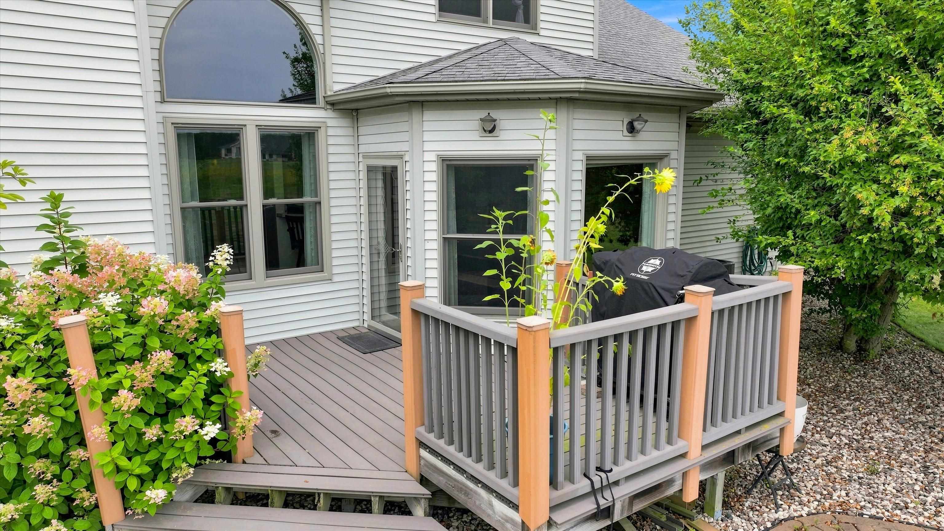 9875 AMBER DRIVE, Marshfield, Wisconsin 54449, 5 Bedrooms Bedrooms, ,3 BathroomsBathrooms,Residential,For Sale,9875 AMBER DRIVE,22603989