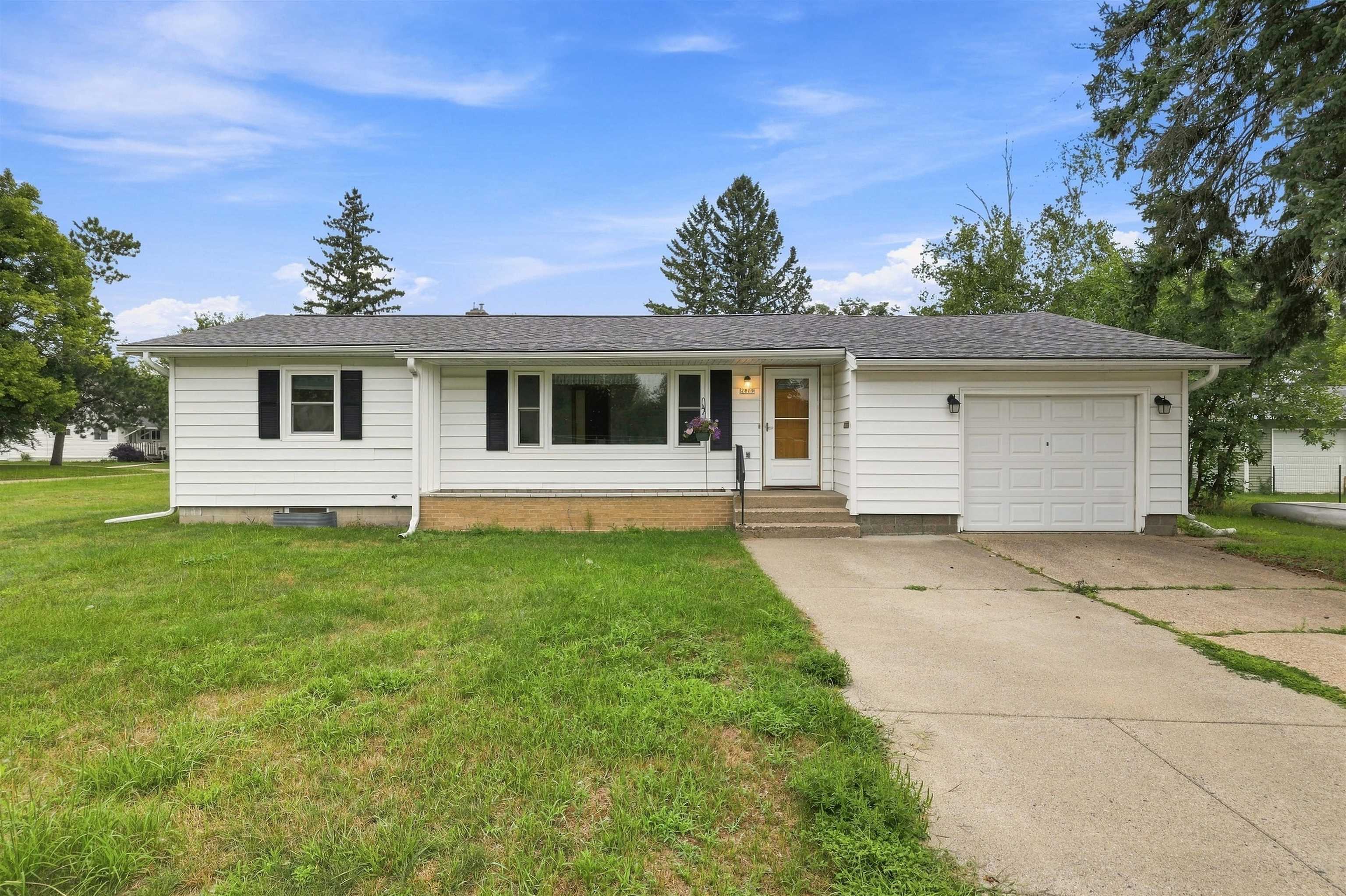 2809 CLEVELAND AVENUE, Stevens Point, Wisconsin 54481, 2 Bedrooms Bedrooms, ,1 BathroomBathrooms,Residential,For Sale,2809 CLEVELAND AVENUE,22603991