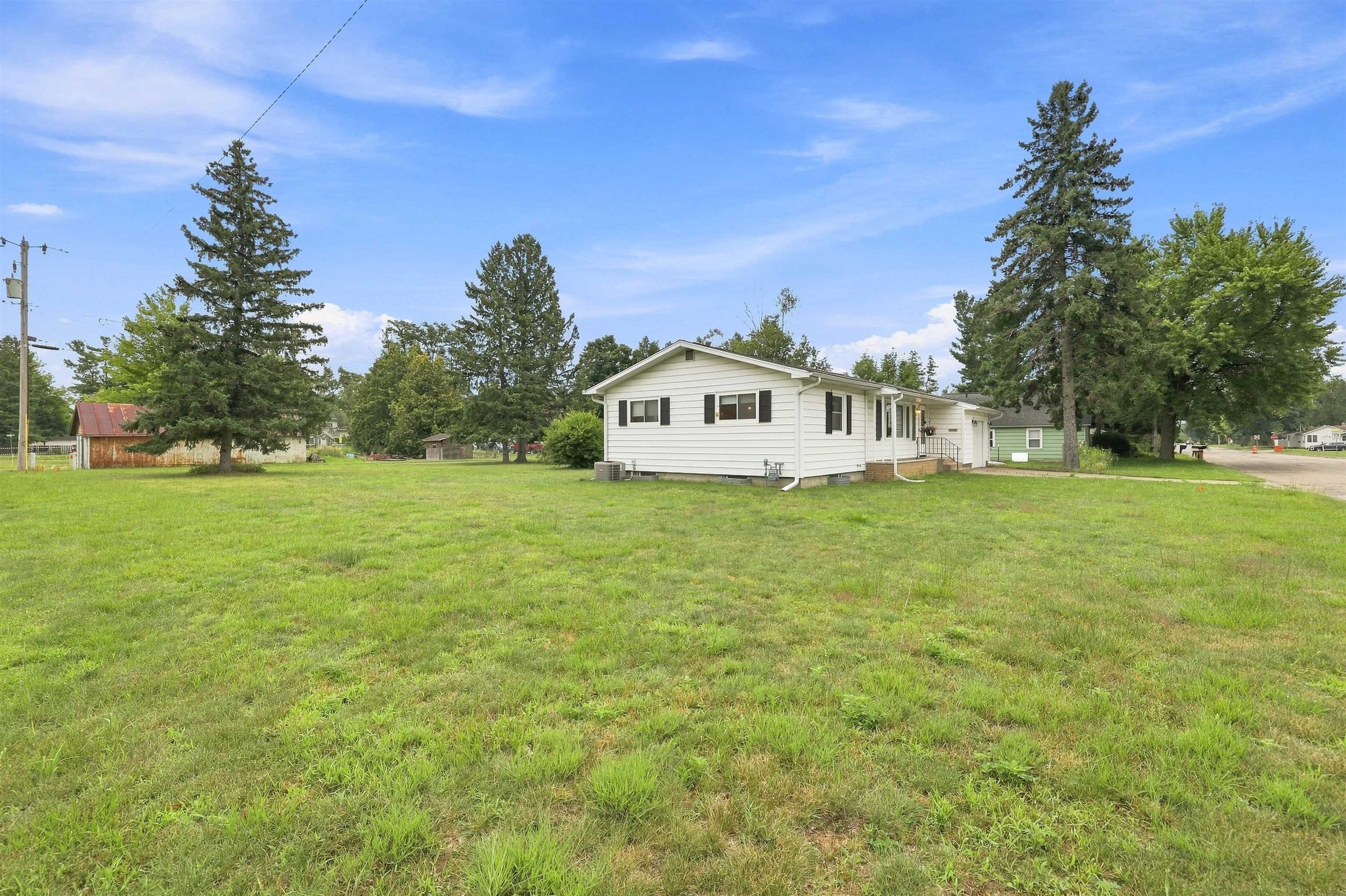 2809 CLEVELAND AVENUE, Stevens Point, Wisconsin 54481, 2 Bedrooms Bedrooms, ,1 BathroomBathrooms,Residential,For Sale,2809 CLEVELAND AVENUE,22603991