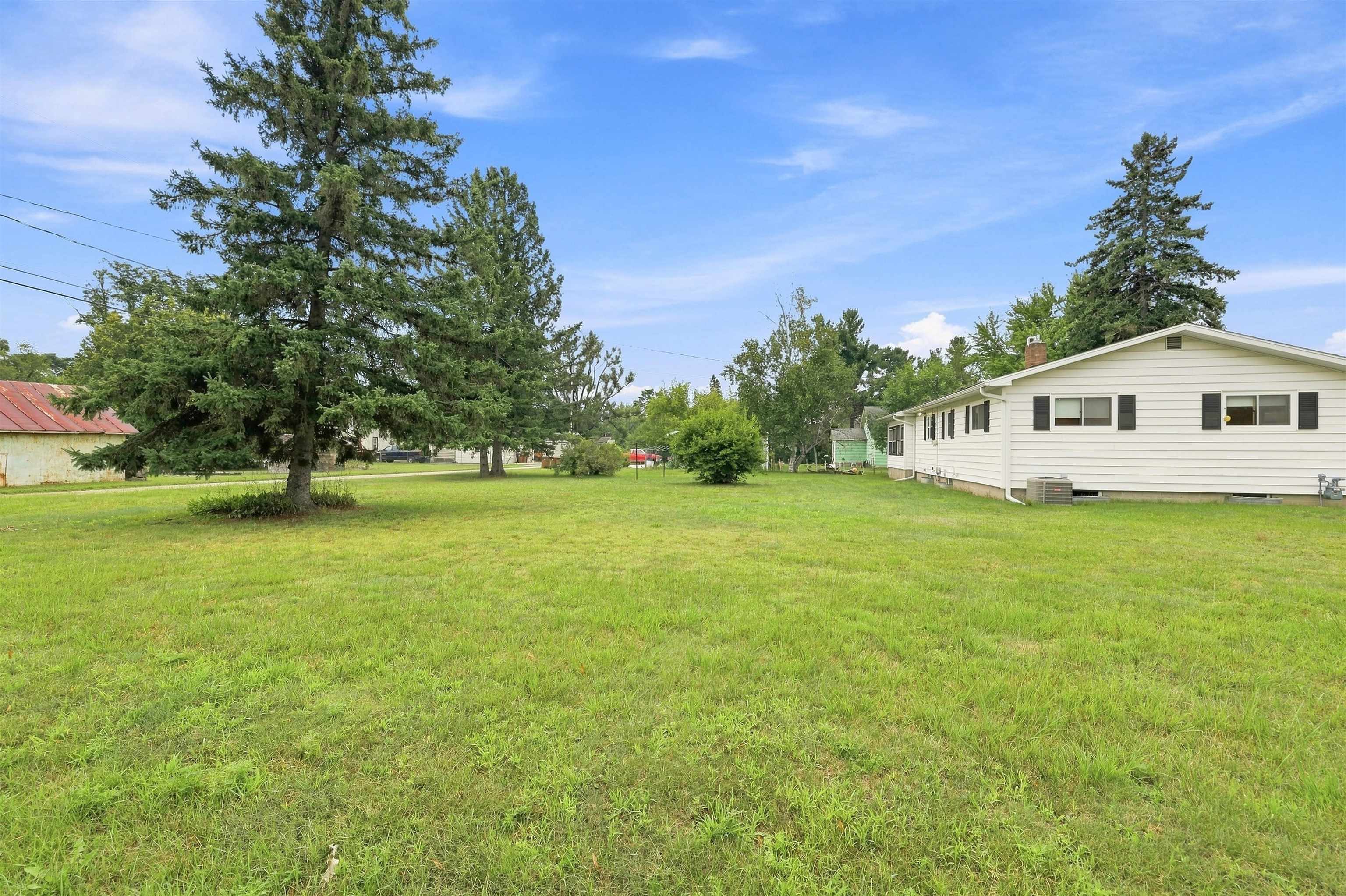 2809 CLEVELAND AVENUE, Stevens Point, Wisconsin 54481, 2 Bedrooms Bedrooms, ,1 BathroomBathrooms,Residential,For Sale,2809 CLEVELAND AVENUE,22603991