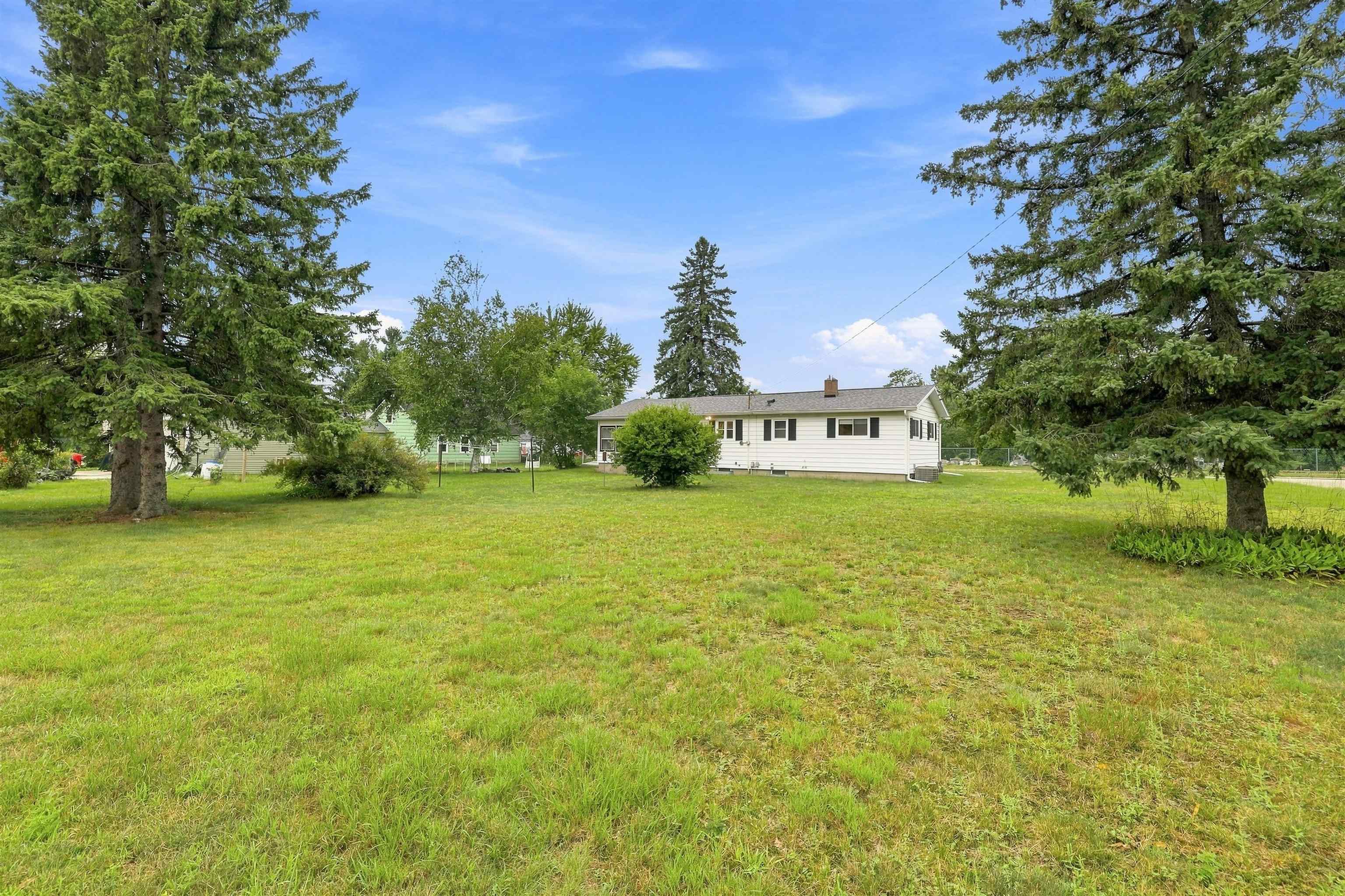 2809 CLEVELAND AVENUE, Stevens Point, Wisconsin 54481, 2 Bedrooms Bedrooms, ,1 BathroomBathrooms,Residential,For Sale,2809 CLEVELAND AVENUE,22603991