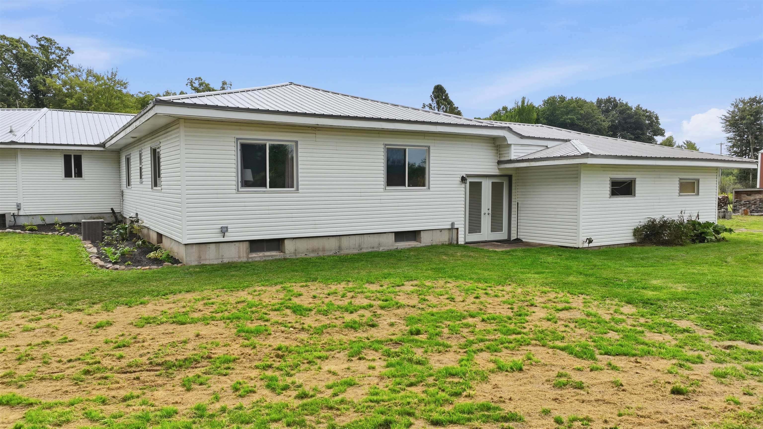 8173 STATE HIGHWAY 80, Marshfield, Wisconsin 54449, 4 Bedrooms Bedrooms, ,2 BathroomsBathrooms,Residential,For Sale,8173 STATE HIGHWAY 80,22603996