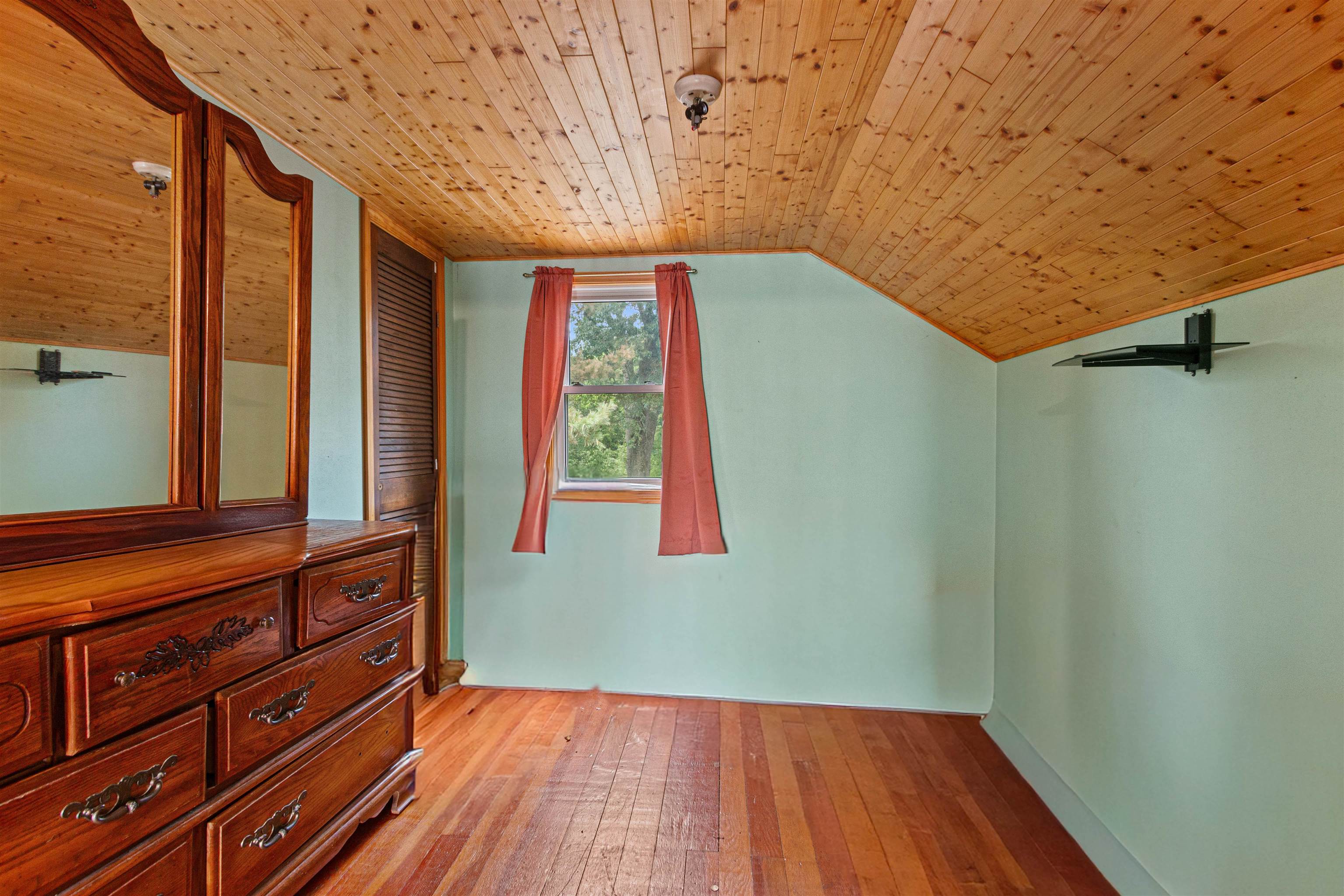 3004 HIGHWAY 73, Wisconsin Rapids, Wisconsin 54495, 3 Bedrooms Bedrooms, ,1 BathroomBathrooms,Residential,For Sale,3004 HIGHWAY 73,22604001