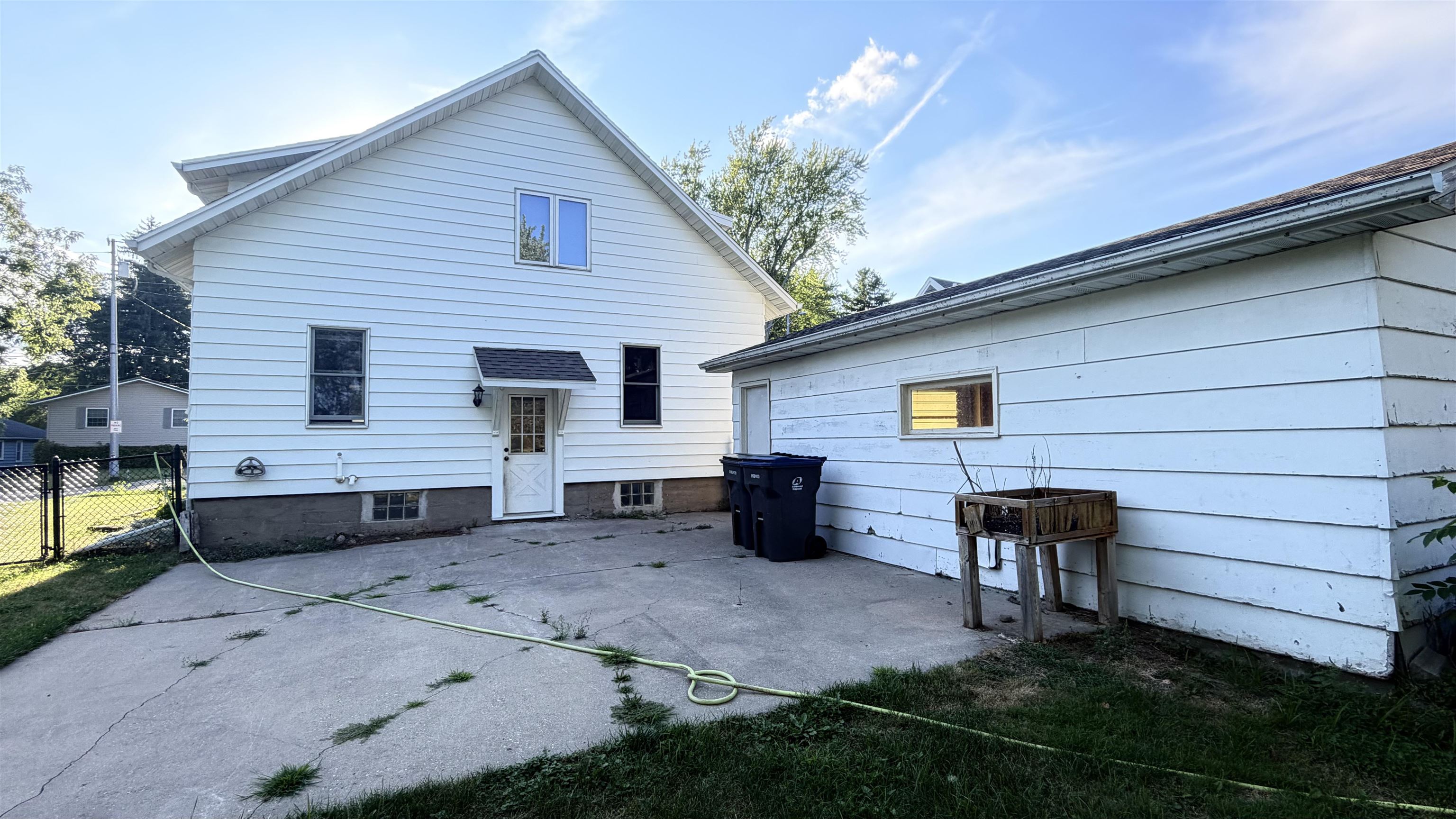309 S CONCORD AVENUE, Marshfield, Wisconsin 54449, 2 Bedrooms Bedrooms, ,2 BathroomsBathrooms,Residential,For Sale,309 S CONCORD AVENUE,22604003