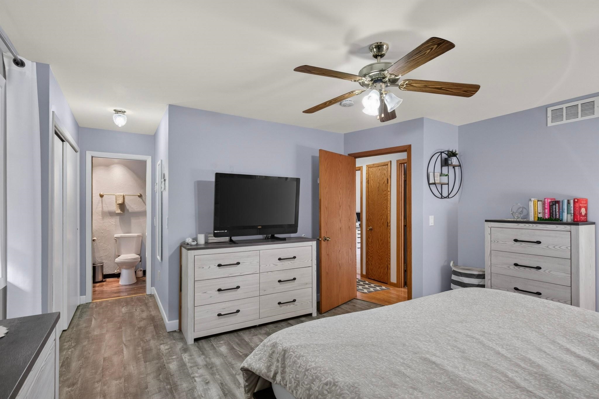 2430 MULBERRY CIRCLE, Wisconsin Rapids, Wisconsin 54494, 3 Bedrooms Bedrooms, ,2 BathroomsBathrooms,Residential,For Sale,2430 MULBERRY CIRCLE,22604005