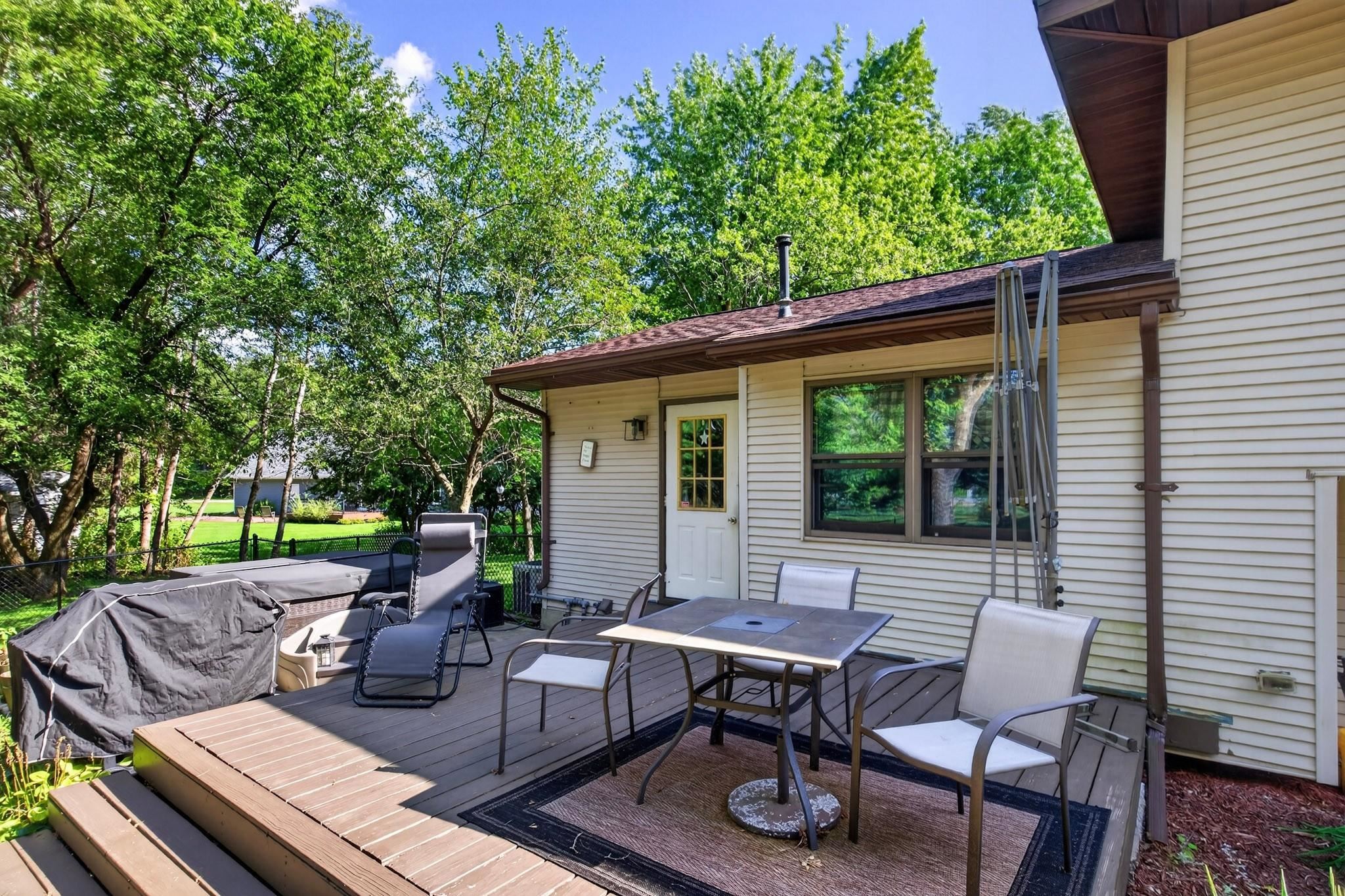 2430 MULBERRY CIRCLE, Wisconsin Rapids, Wisconsin 54494, 3 Bedrooms Bedrooms, ,2 BathroomsBathrooms,Residential,For Sale,2430 MULBERRY CIRCLE,22604005