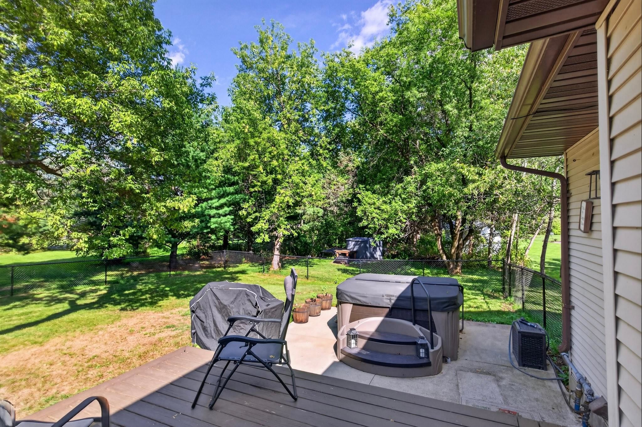 2430 MULBERRY CIRCLE, Wisconsin Rapids, Wisconsin 54494, 3 Bedrooms Bedrooms, ,2 BathroomsBathrooms,Residential,For Sale,2430 MULBERRY CIRCLE,22604005