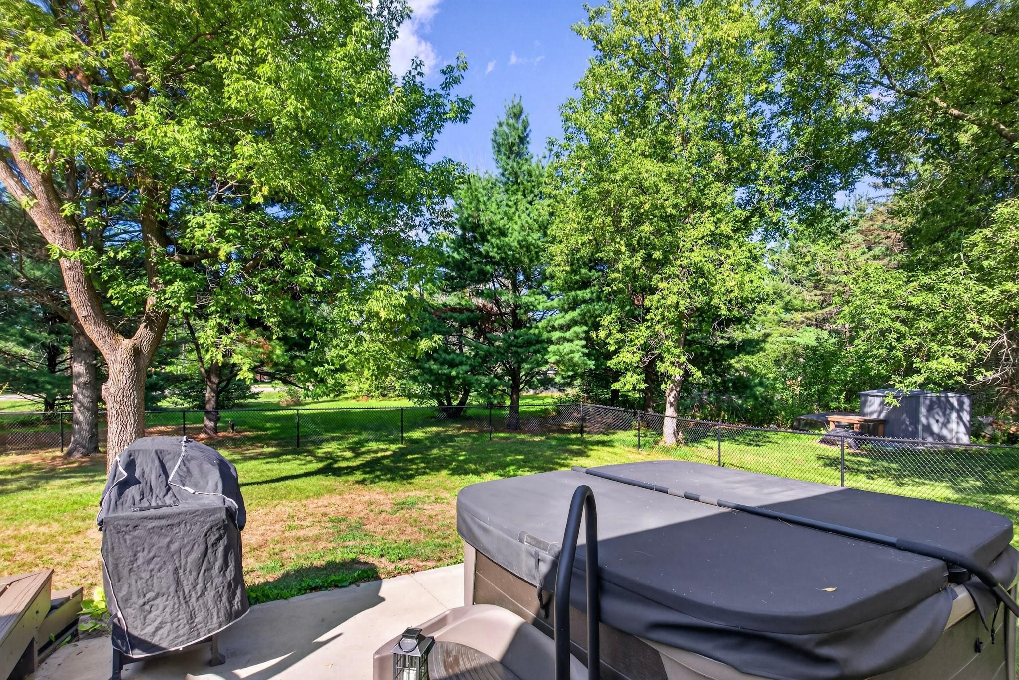 2430 MULBERRY CIRCLE, Wisconsin Rapids, Wisconsin 54494, 3 Bedrooms Bedrooms, ,2 BathroomsBathrooms,Residential,For Sale,2430 MULBERRY CIRCLE,22604005