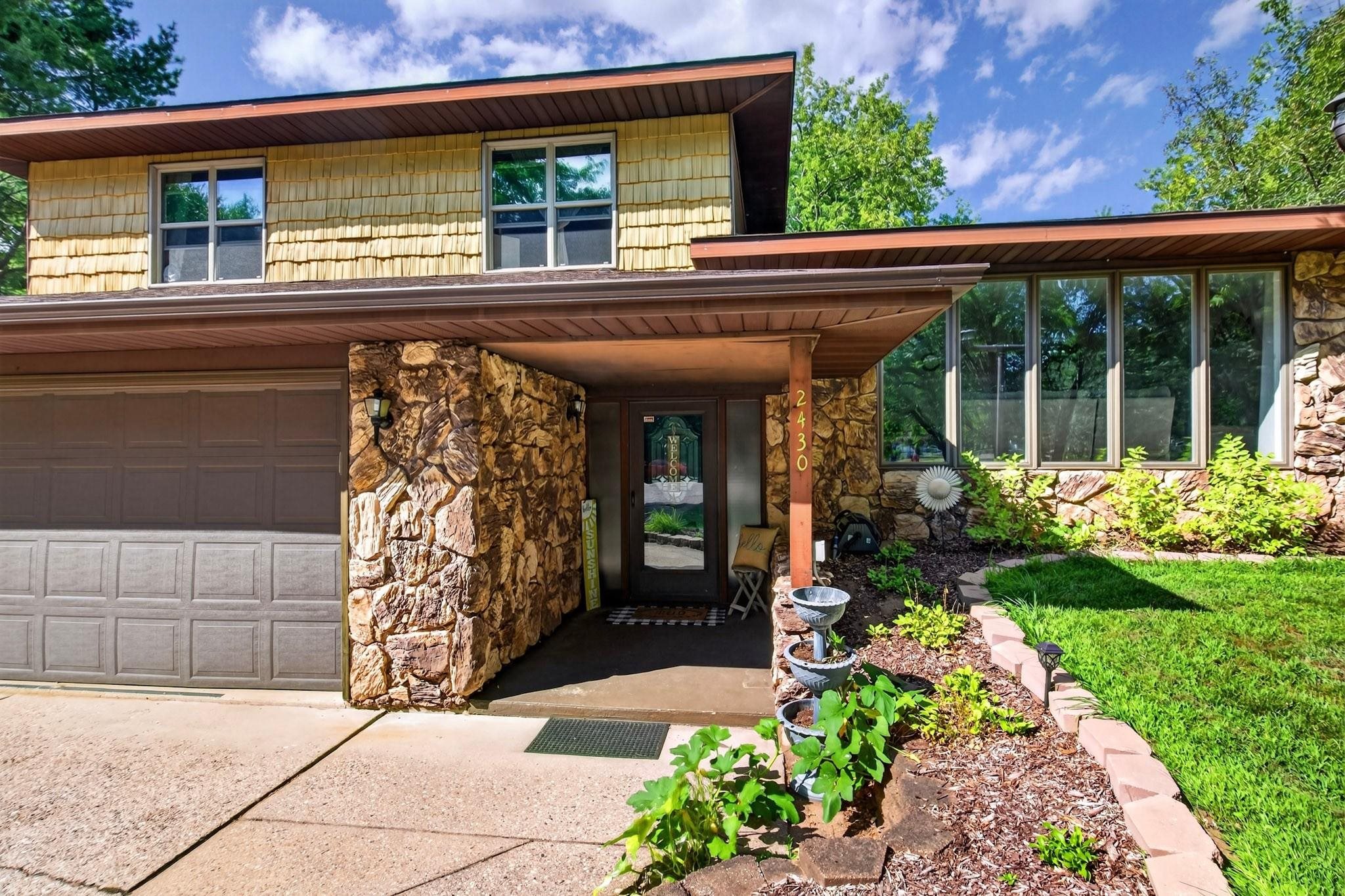 2430 MULBERRY CIRCLE, Wisconsin Rapids, Wisconsin 54494, 3 Bedrooms Bedrooms, ,2 BathroomsBathrooms,Residential,For Sale,2430 MULBERRY CIRCLE,22604005