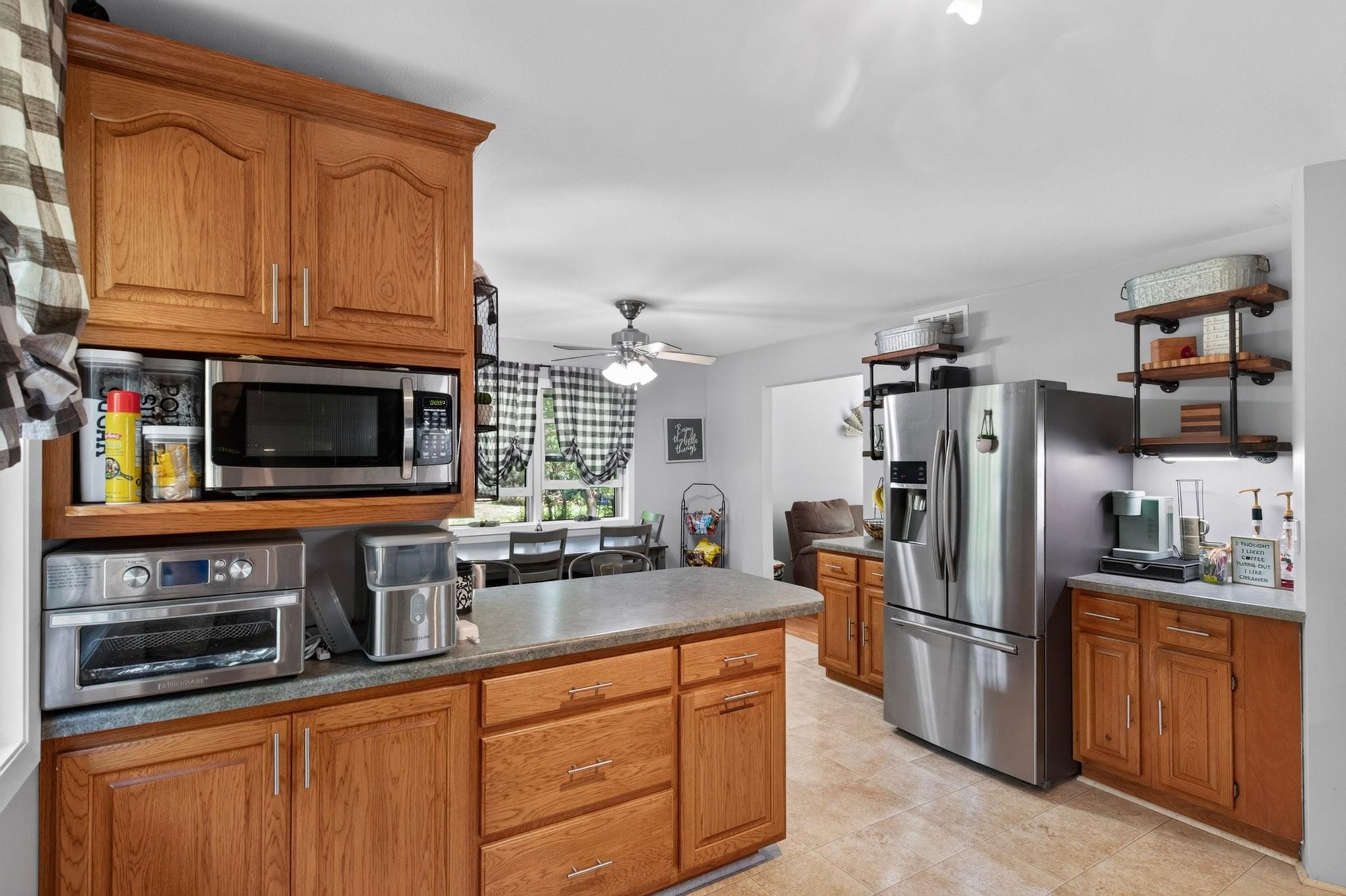 2430 MULBERRY CIRCLE, Wisconsin Rapids, Wisconsin 54494, 3 Bedrooms Bedrooms, ,2 BathroomsBathrooms,Residential,For Sale,2430 MULBERRY CIRCLE,22604005