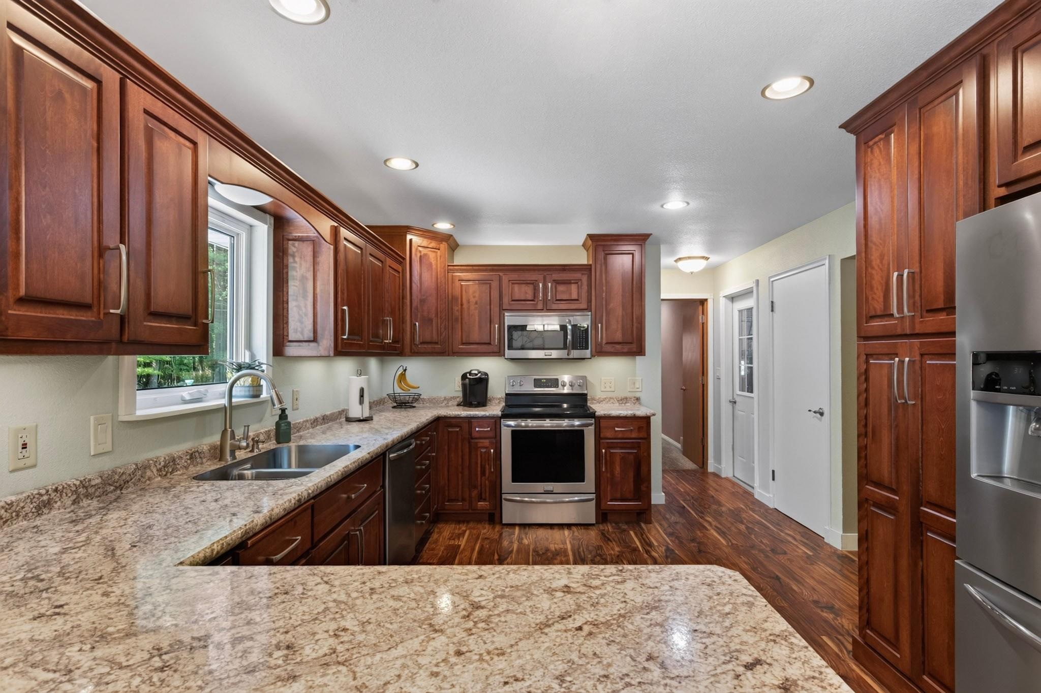611 JOHNSON PARKWAY, Wisconsin Rapids, Wisconsin 54494, 4 Bedrooms Bedrooms, ,2 BathroomsBathrooms,Residential,For Sale,611 JOHNSON PARKWAY,22604008