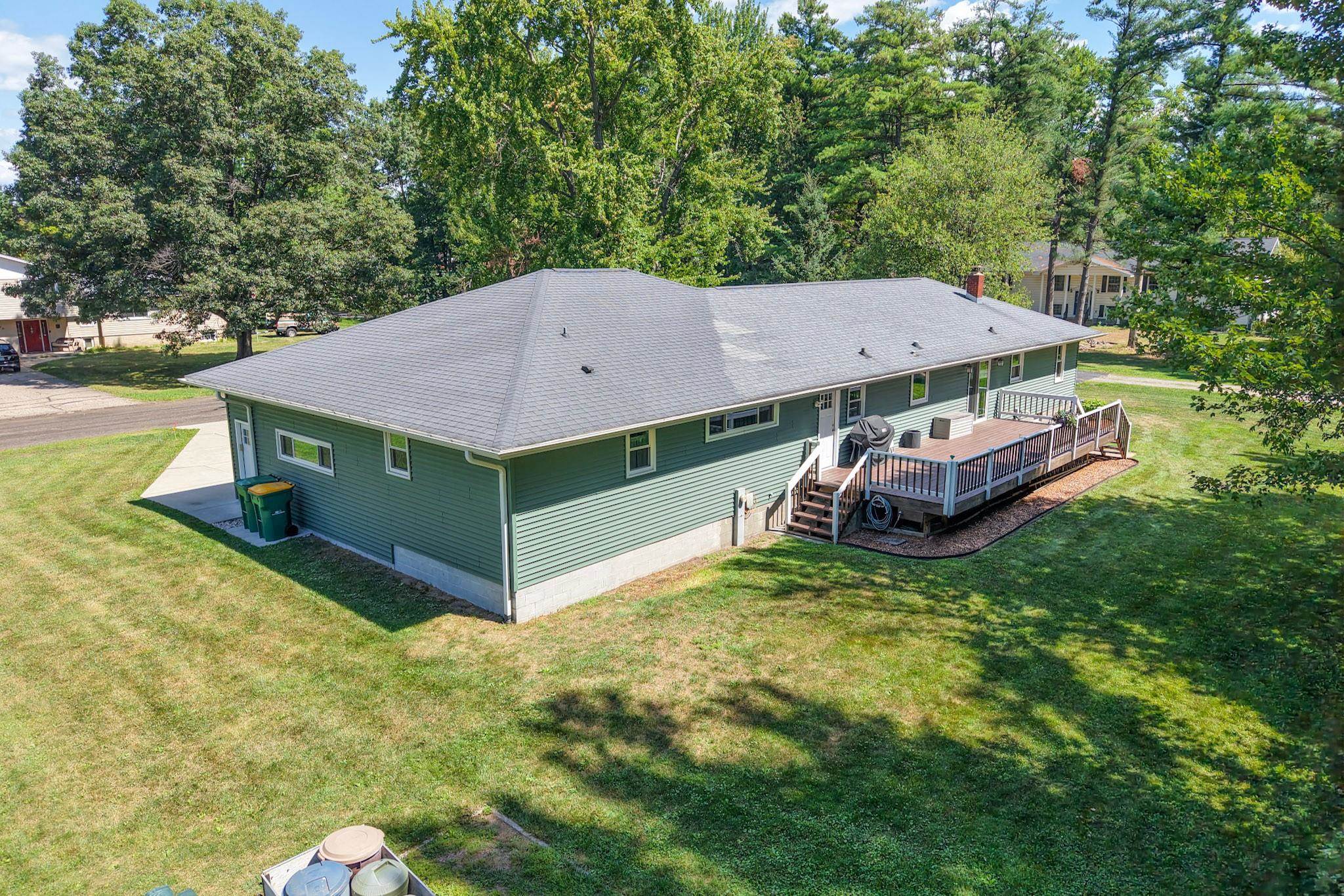 611 JOHNSON PARKWAY, Wisconsin Rapids, Wisconsin 54494, 4 Bedrooms Bedrooms, ,2 BathroomsBathrooms,Residential,For Sale,611 JOHNSON PARKWAY,22604008