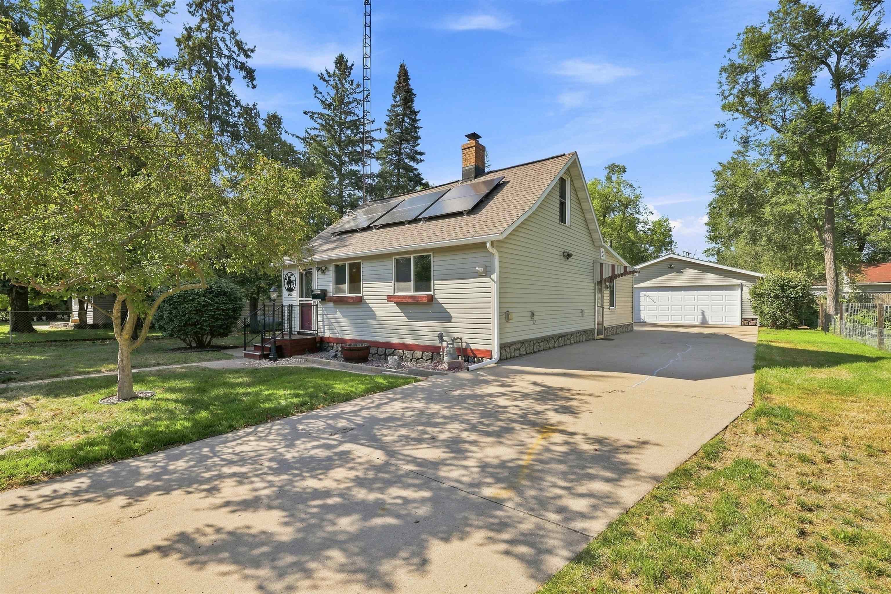 2500 BUSH STREET, Stevens Point, Wisconsin 54481, 2 Bedrooms Bedrooms, ,1 BathroomBathrooms,Residential,For Sale,2500 BUSH STREET,22604011