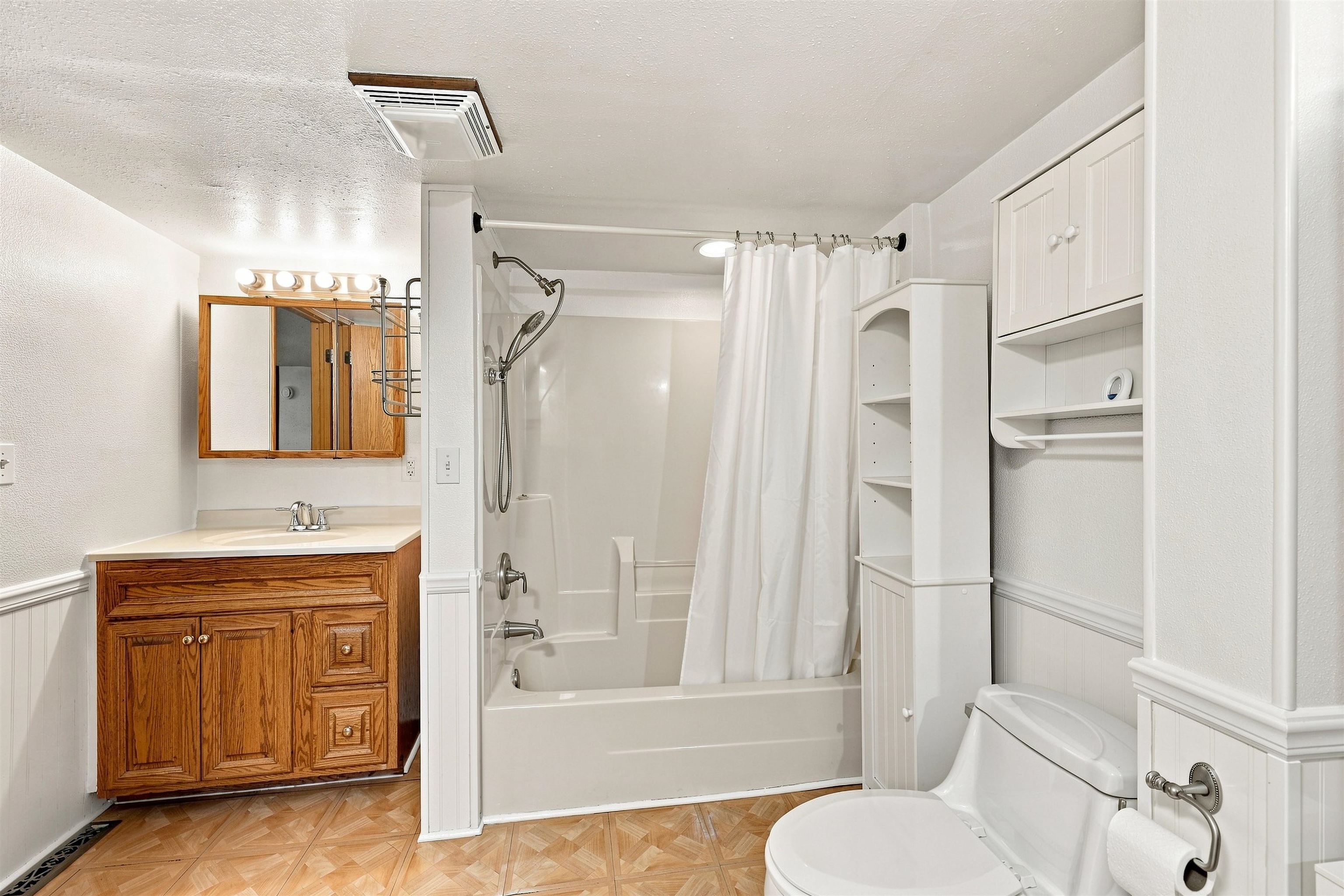 2500 BUSH STREET, Stevens Point, Wisconsin 54481, 2 Bedrooms Bedrooms, ,1 BathroomBathrooms,Residential,For Sale,2500 BUSH STREET,22604011