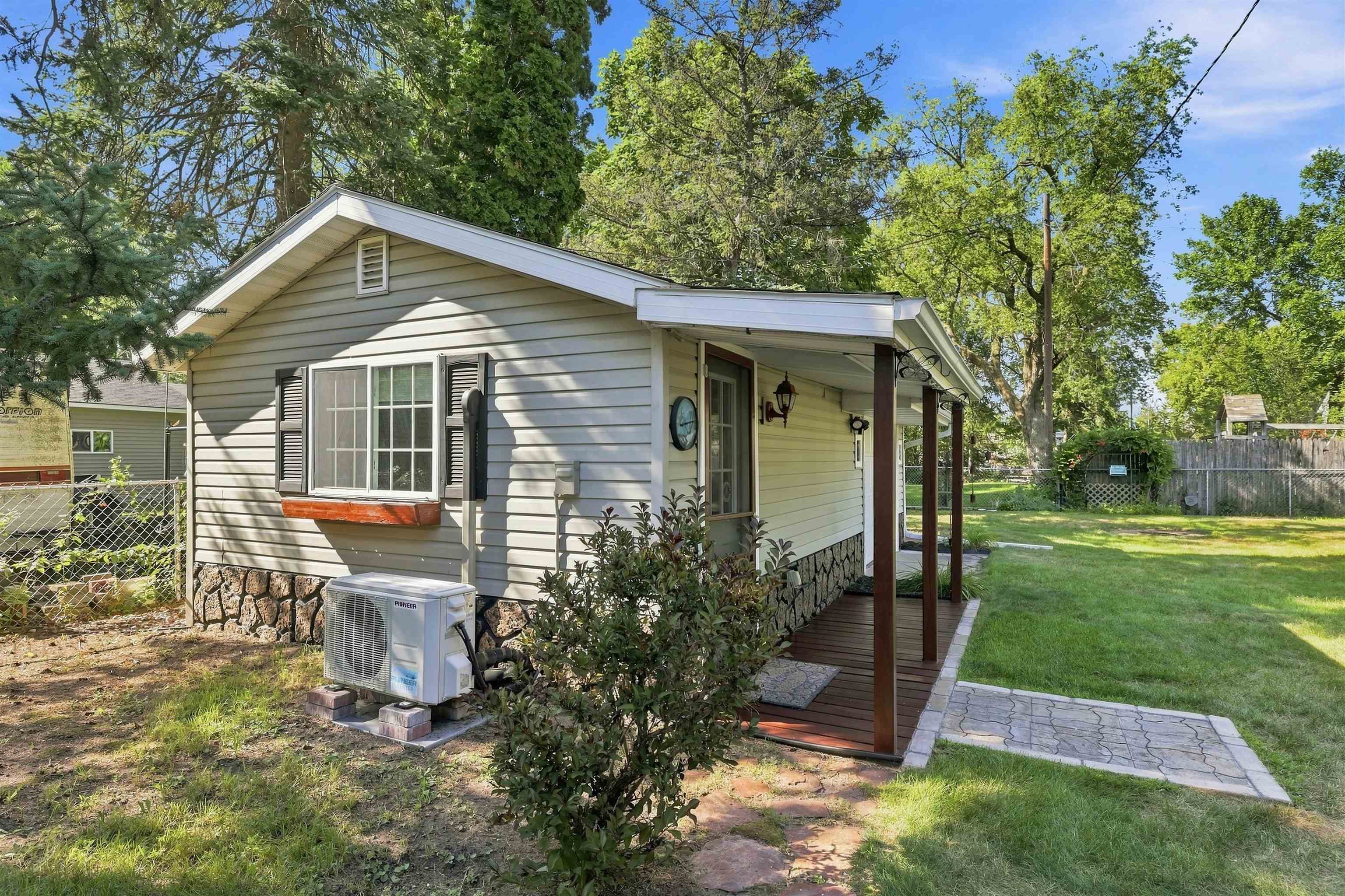 2500 BUSH STREET, Stevens Point, Wisconsin 54481, 2 Bedrooms Bedrooms, ,1 BathroomBathrooms,Residential,For Sale,2500 BUSH STREET,22604011