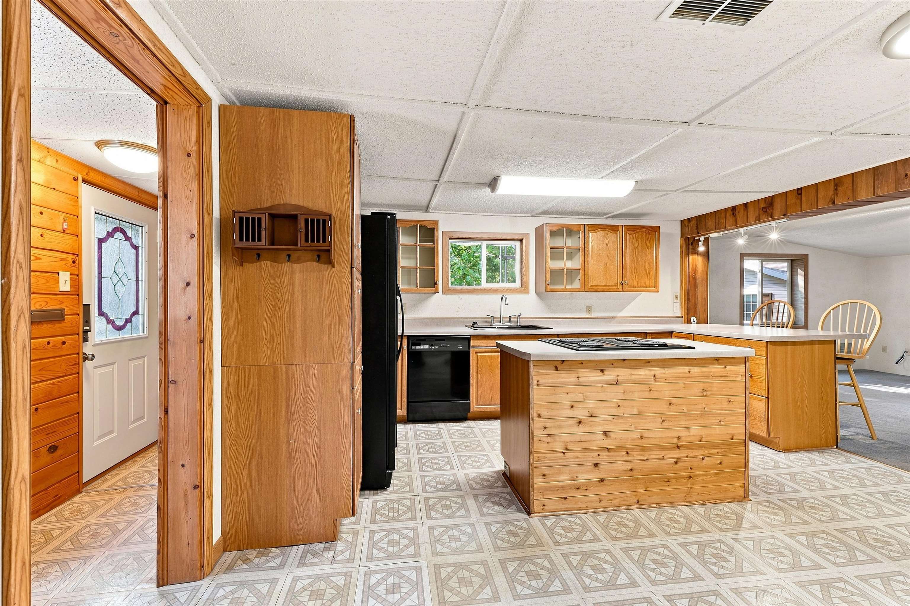 2500 BUSH STREET, Stevens Point, Wisconsin 54481, 2 Bedrooms Bedrooms, ,1 BathroomBathrooms,Residential,For Sale,2500 BUSH STREET,22604011