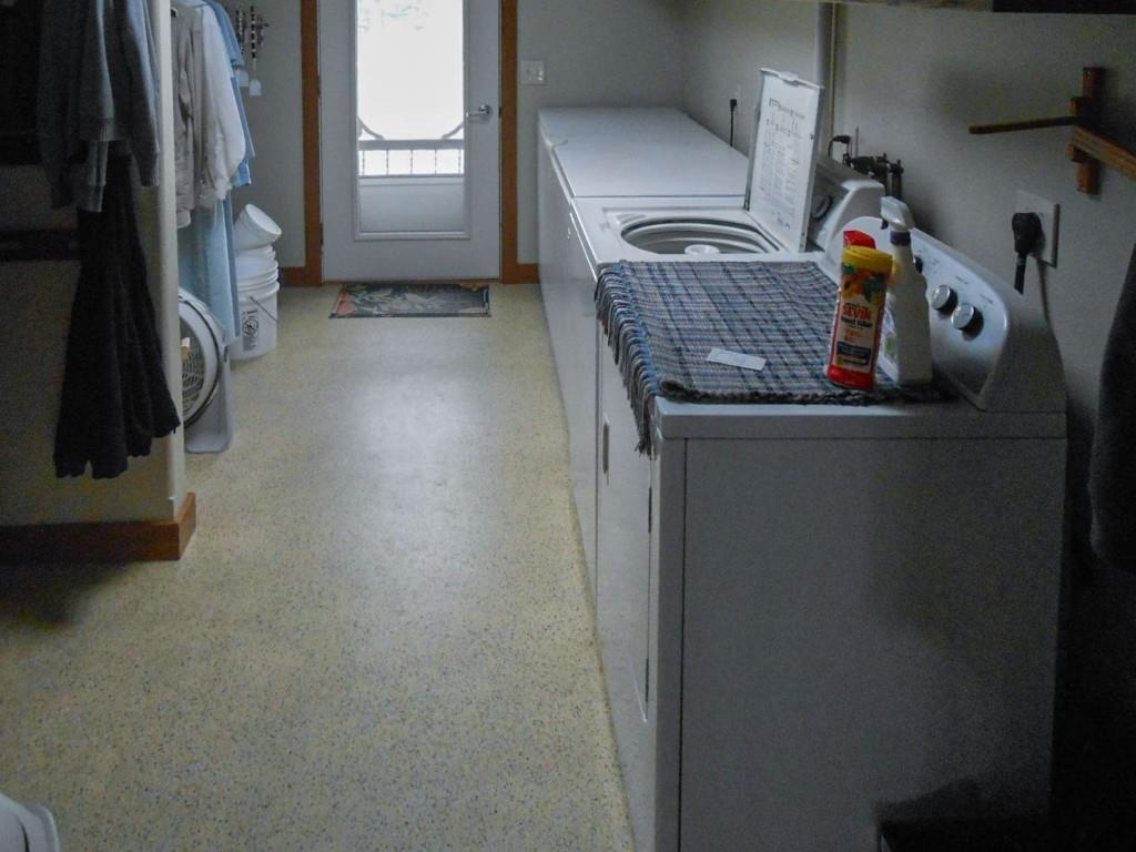 241474 BUNGALOO ROAD, Athens, Wisconsin 54411, 5 Bedrooms Bedrooms, ,3 BathroomsBathrooms,Residential,For Sale,241474 BUNGALOO ROAD,22604014