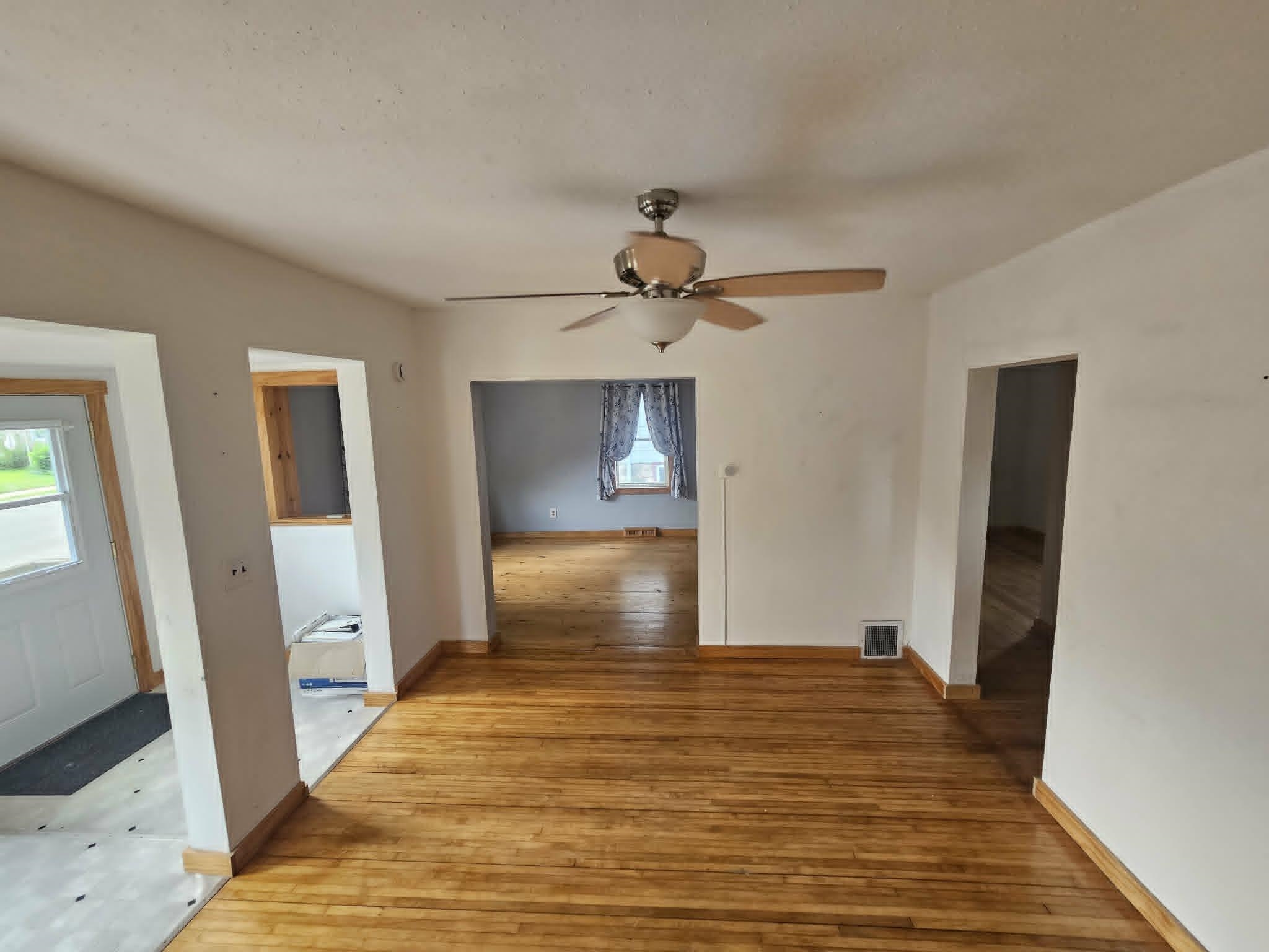 304 N MAPLE AVENUE, Marshfield, Wisconsin 54449, 3 Bedrooms Bedrooms, ,1 BathroomBathrooms,Residential,For Sale,304 N MAPLE AVENUE,22604015