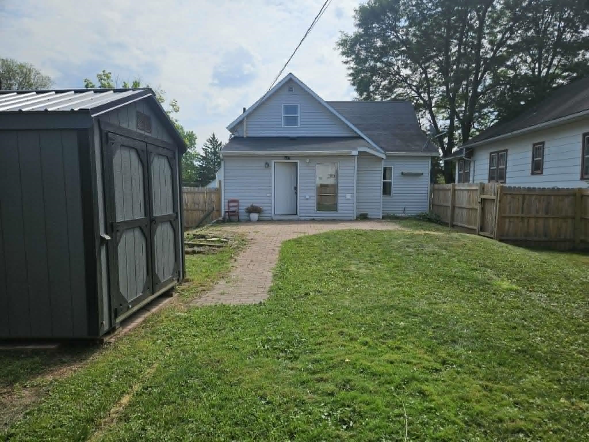304 N MAPLE AVENUE, Marshfield, Wisconsin 54449, 3 Bedrooms Bedrooms, ,1 BathroomBathrooms,Residential,For Sale,304 N MAPLE AVENUE,22604015