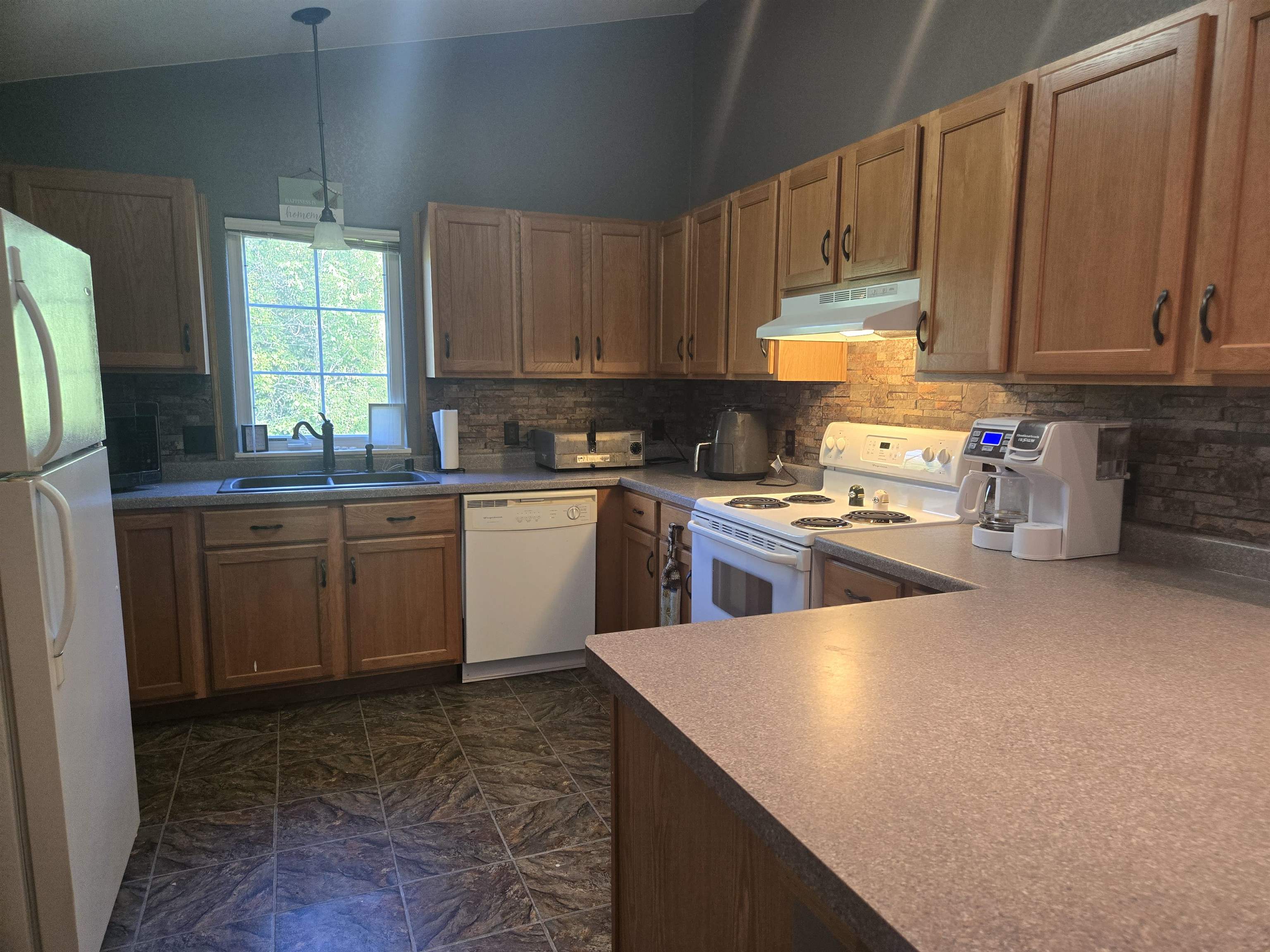 7395 WHITESPIRE ROAD, Schofield, Wisconsin 54476, 2 Bedrooms Bedrooms, ,2 BathroomsBathrooms,Residential,For Sale,7395 WHITESPIRE ROAD,22604018