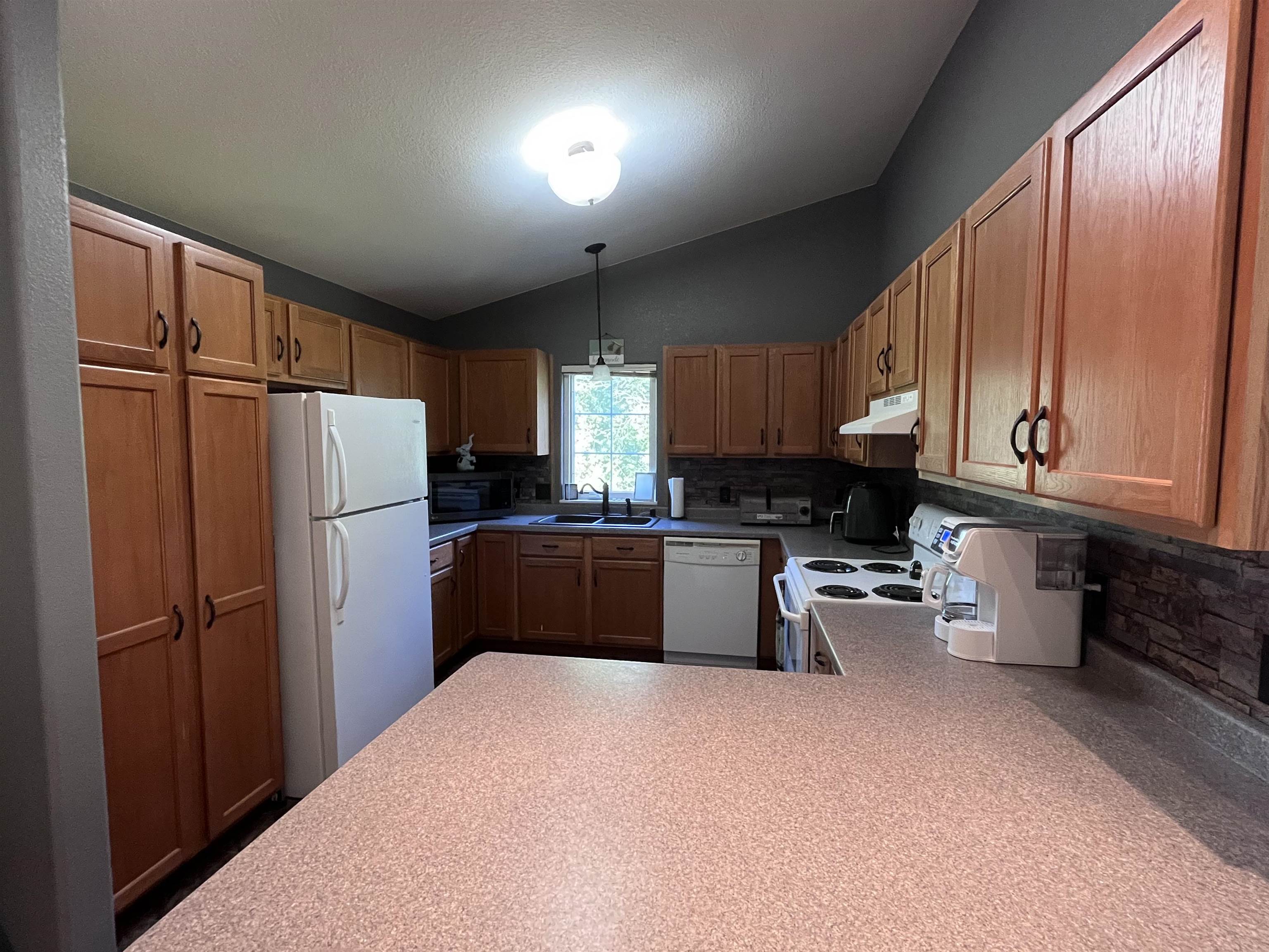 7395 WHITESPIRE ROAD, Schofield, Wisconsin 54476, 2 Bedrooms Bedrooms, ,2 BathroomsBathrooms,Residential,For Sale,7395 WHITESPIRE ROAD,22604018