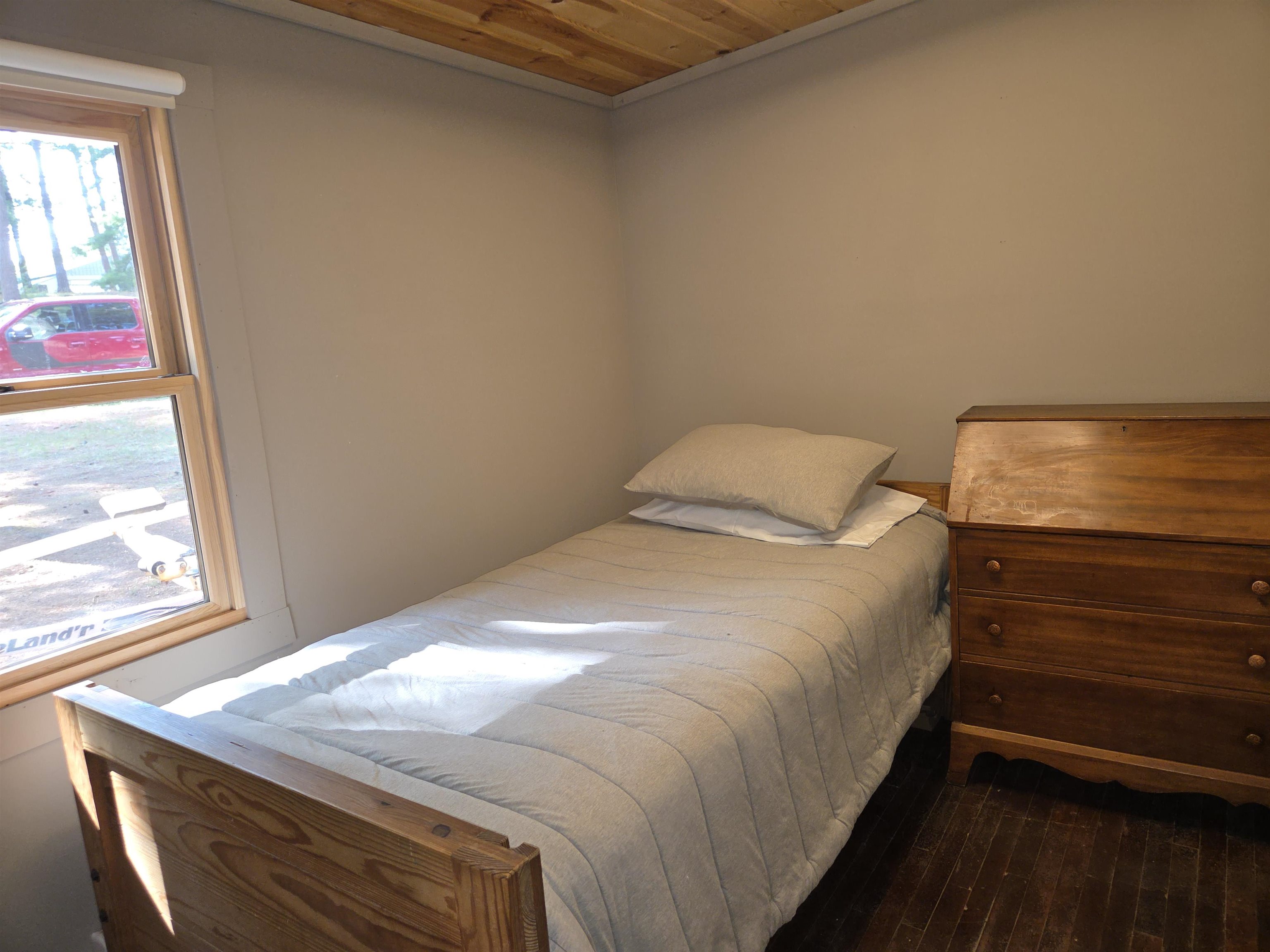 N10376 KNAPINSKI DRIVE, Tomahawk, Wisconsin 54487, 3 Bedrooms Bedrooms, ,1 BathroomBathrooms,Residential,For Sale,N10376 KNAPINSKI DRIVE,22604020