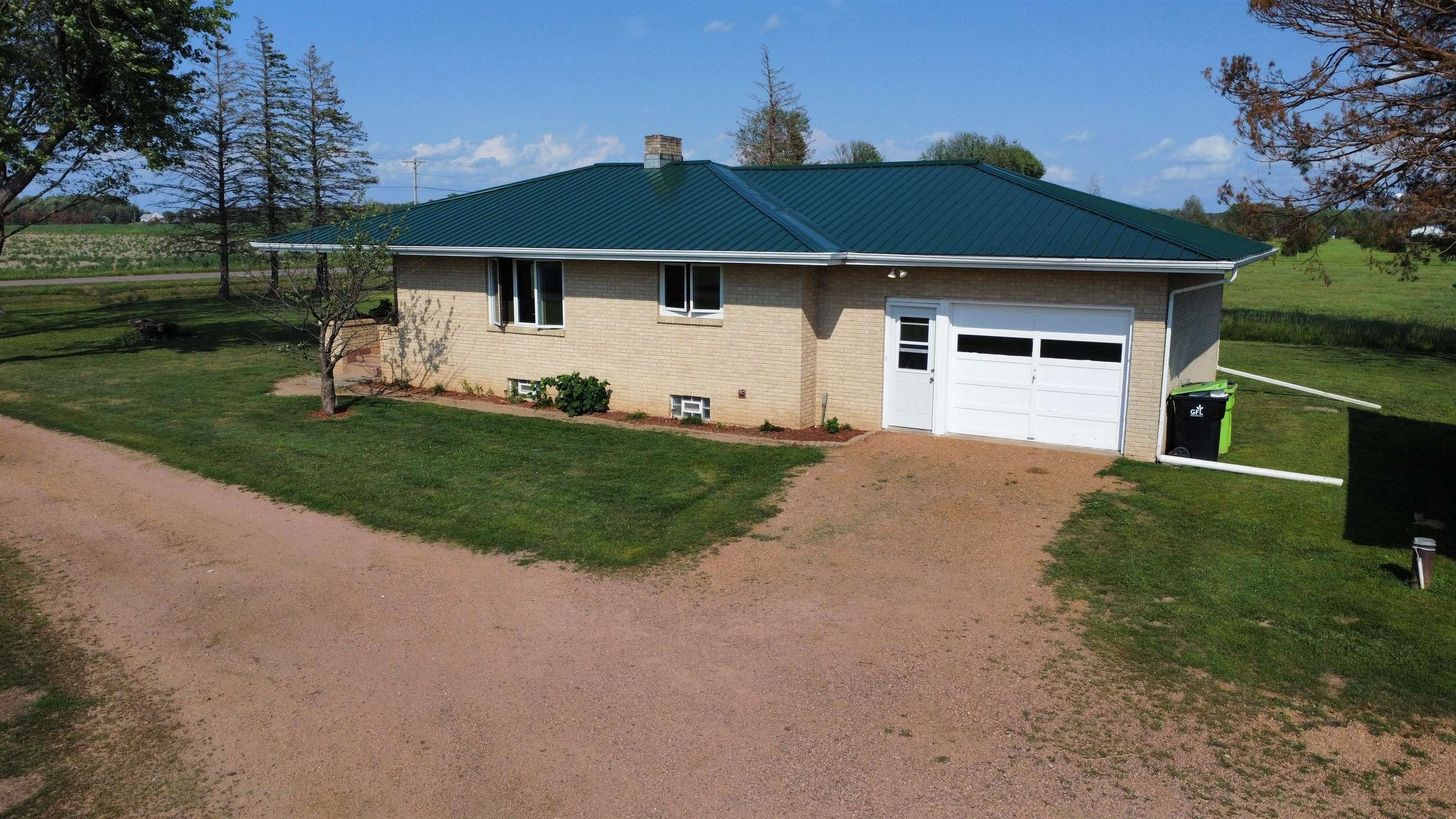 106467 MANN ROAD, Marshfield, Wisconsin 54449, 2 Bedrooms Bedrooms, ,1 BathroomBathrooms,Residential,For Sale,106467 MANN ROAD,22604027