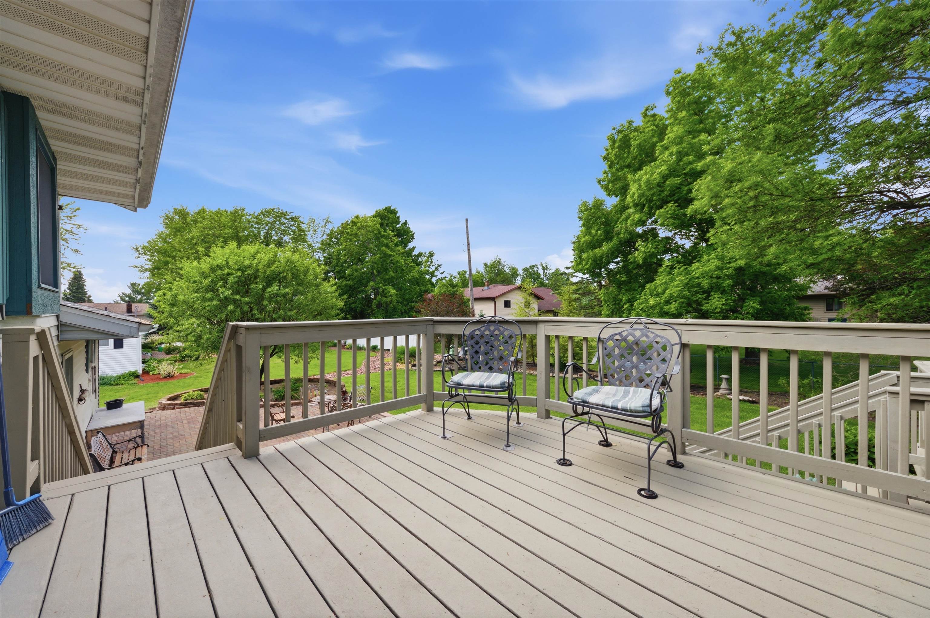 1019 W UPHAM STREET, Marshfield, Wisconsin 54449, 4 Bedrooms Bedrooms, ,2 BathroomsBathrooms,Residential,For Sale,1019 W UPHAM STREET,22604033