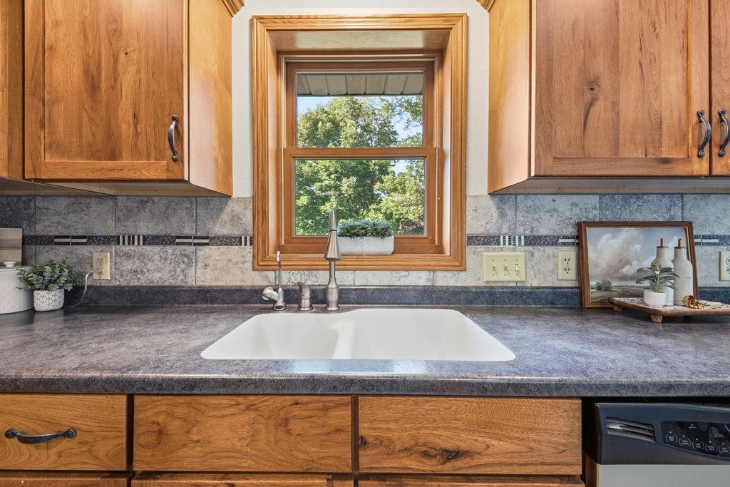 1019 W UPHAM STREET, Marshfield, Wisconsin 54449, 4 Bedrooms Bedrooms, ,2 BathroomsBathrooms,Residential,For Sale,1019 W UPHAM STREET,22604033