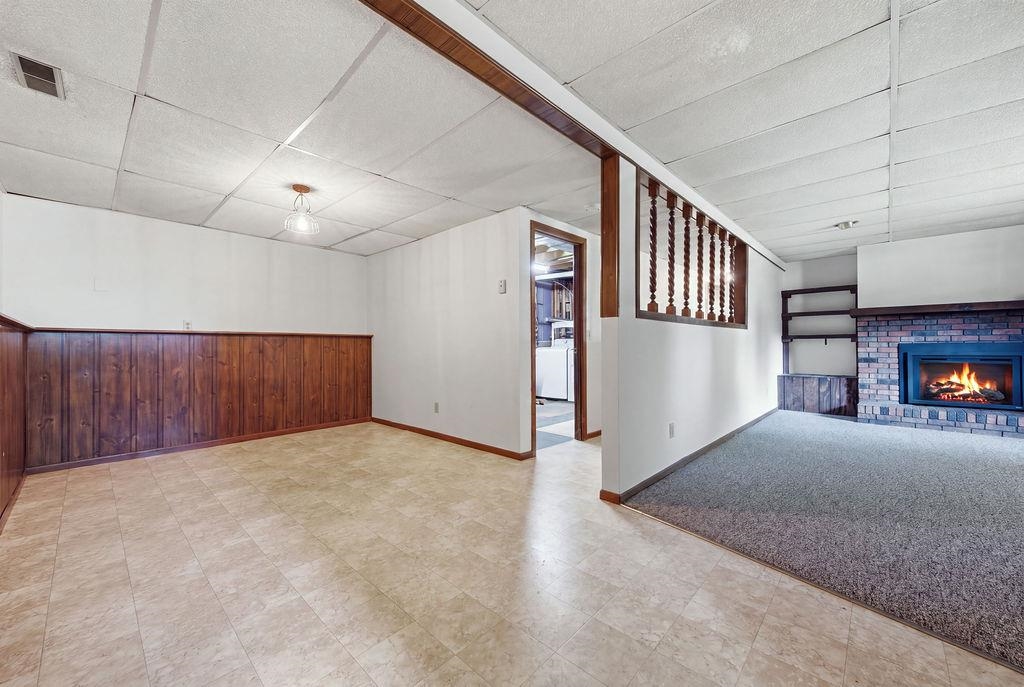 1019 W UPHAM STREET, Marshfield, Wisconsin 54449, 4 Bedrooms Bedrooms, ,2 BathroomsBathrooms,Residential,For Sale,1019 W UPHAM STREET,22604033
